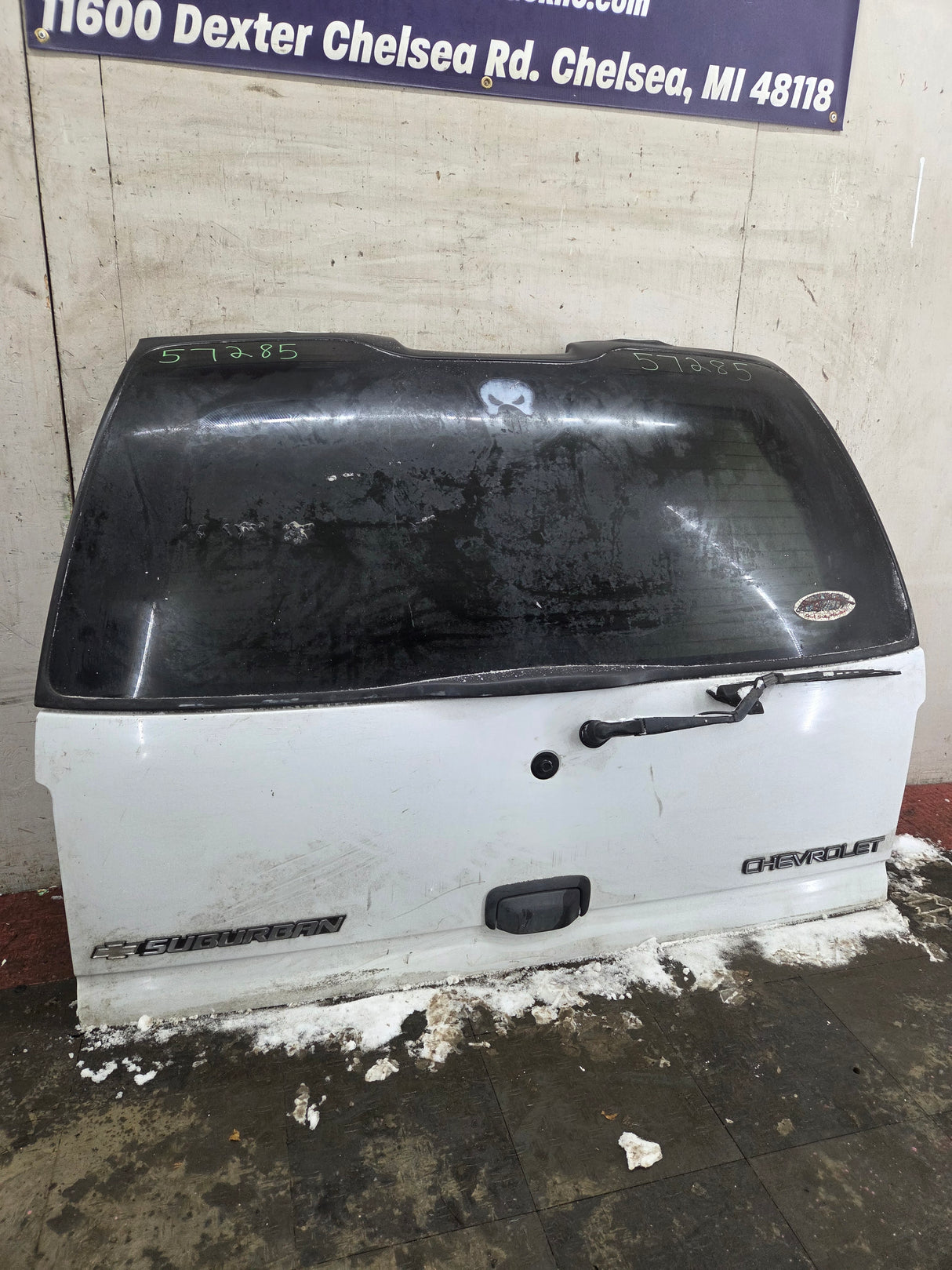2001-2005 Chevrolet Suburban Tahoe 1500 Rear Hatch Trunk Lid