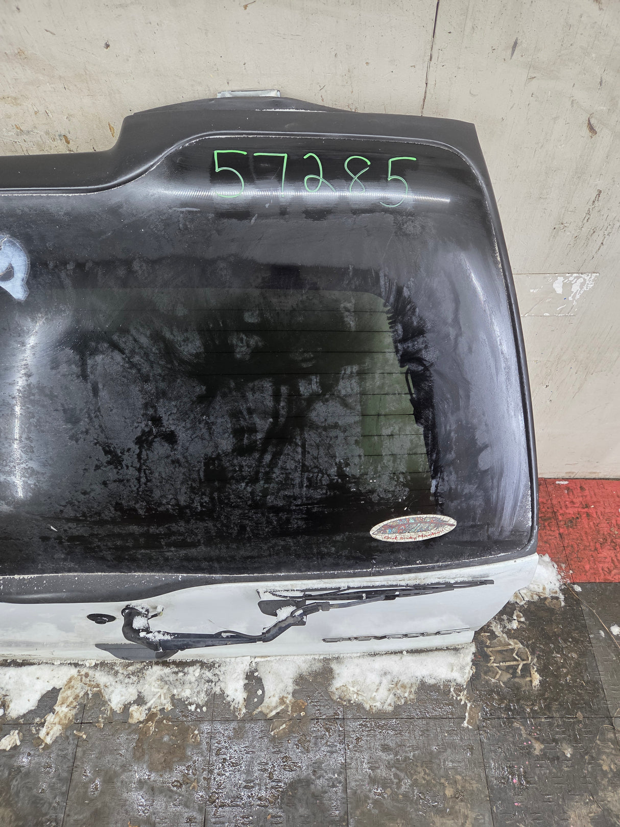 2001-2005 Chevrolet Suburban Tahoe 1500 Rear Hatch Trunk Lid