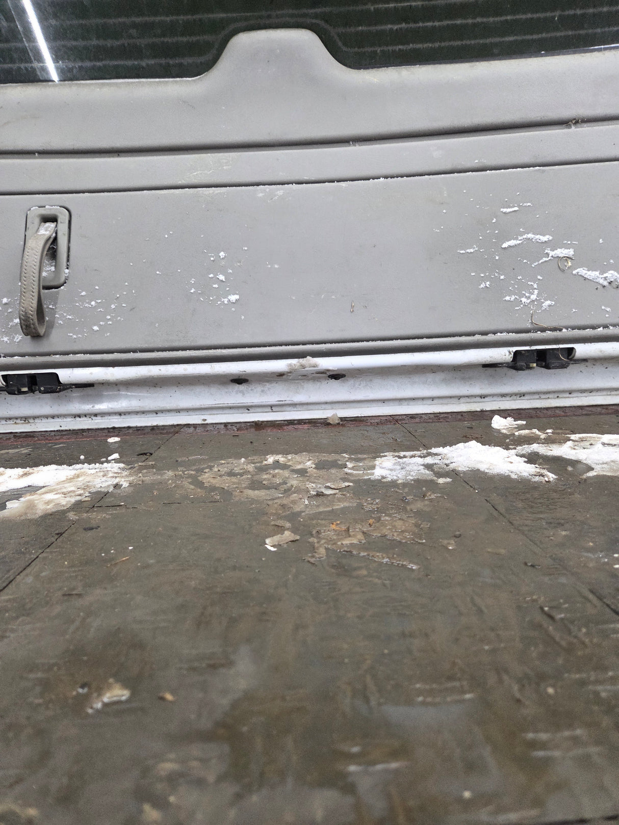 2001-2005 Chevrolet Suburban Tahoe 1500 Rear Hatch Trunk Lid