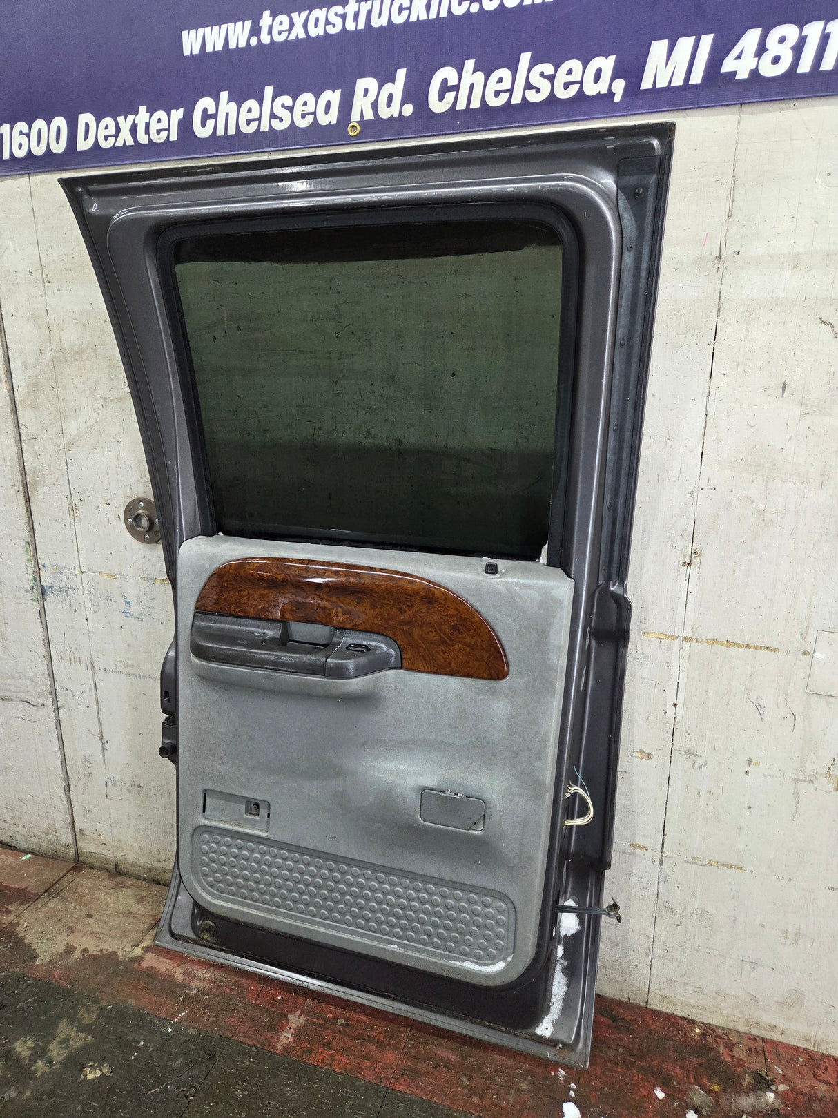 1999-2016 Ford Super Duty Driver Rear Door LH Crew Cab F250 F350 F450 F550
