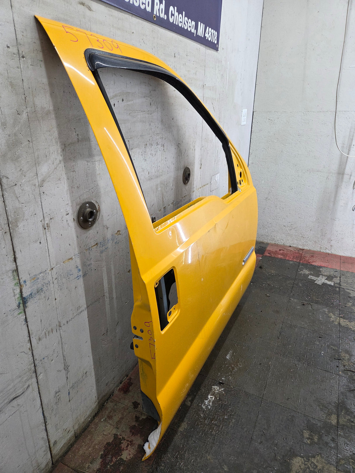 1999-2011 Ford Super Duty / Excursion Front Passenger RH Door F250 F350 F450 F550