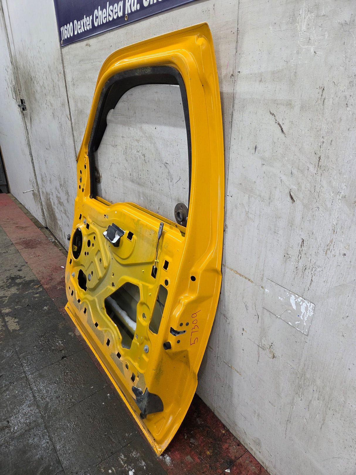1999-2011 Ford Super Duty / Excursion Front Passenger RH Door F250 F350 F450 F550