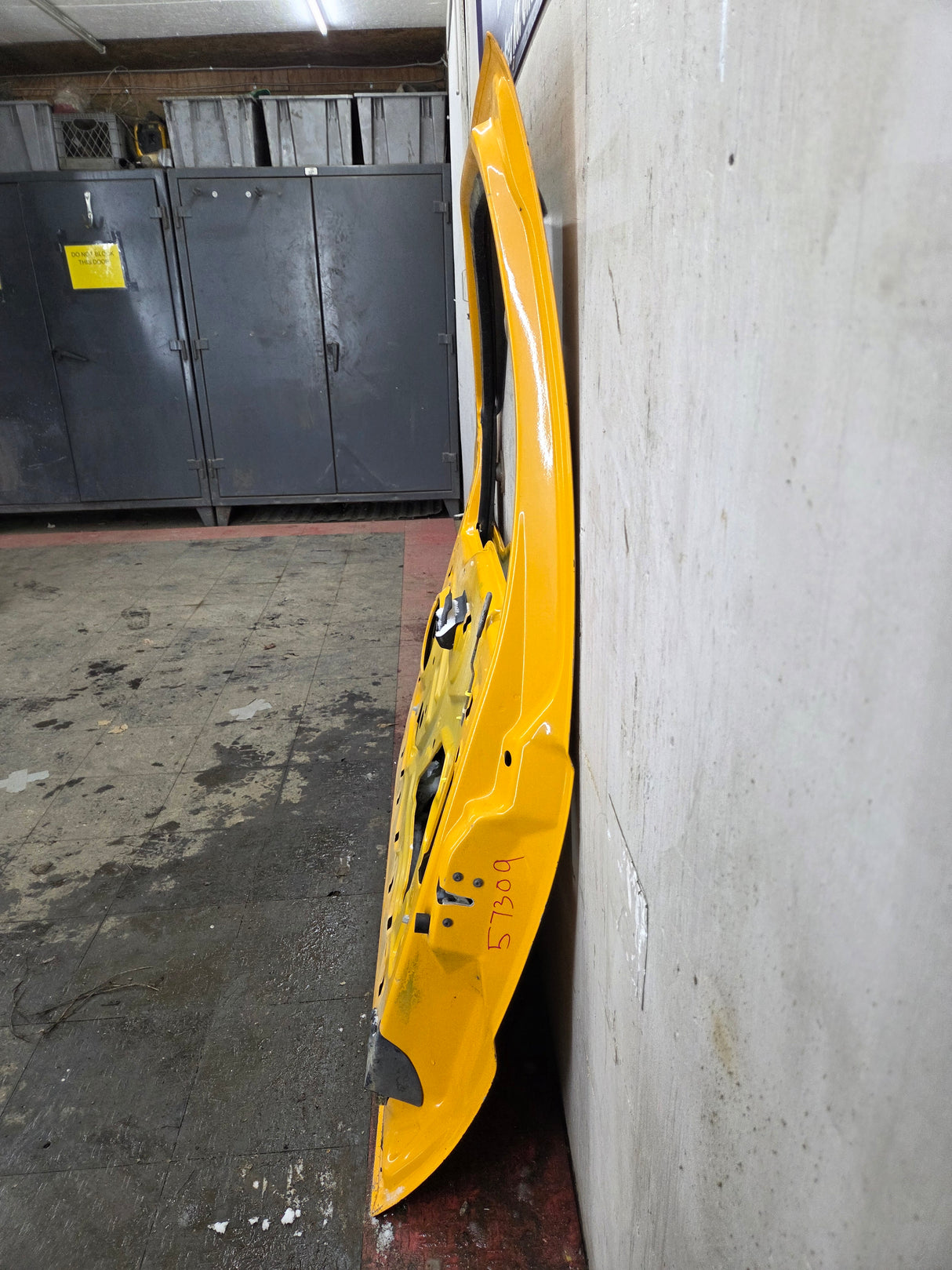 1999-2011 Ford Super Duty / Excursion Front Passenger RH Door F250 F350 F450 F550