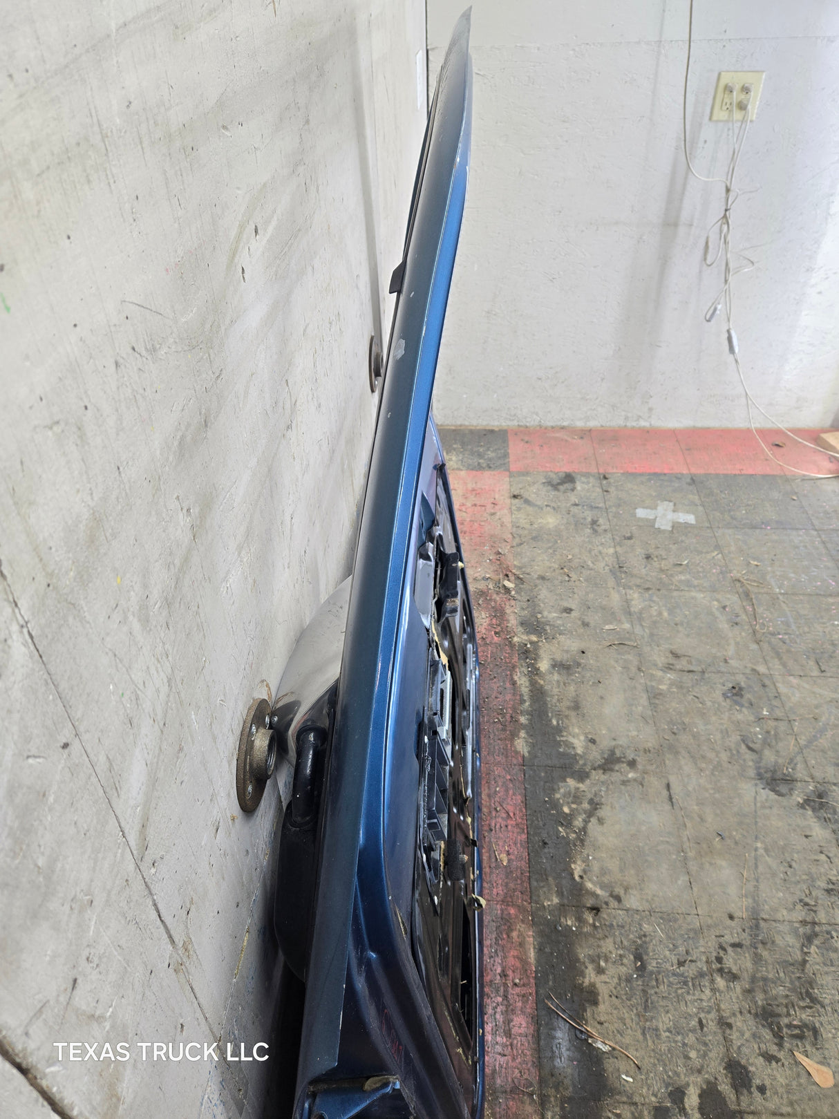 1988-2000 Chevrolet Silverado Suburban GMC Sierra RH Front Passenger Door - Blue