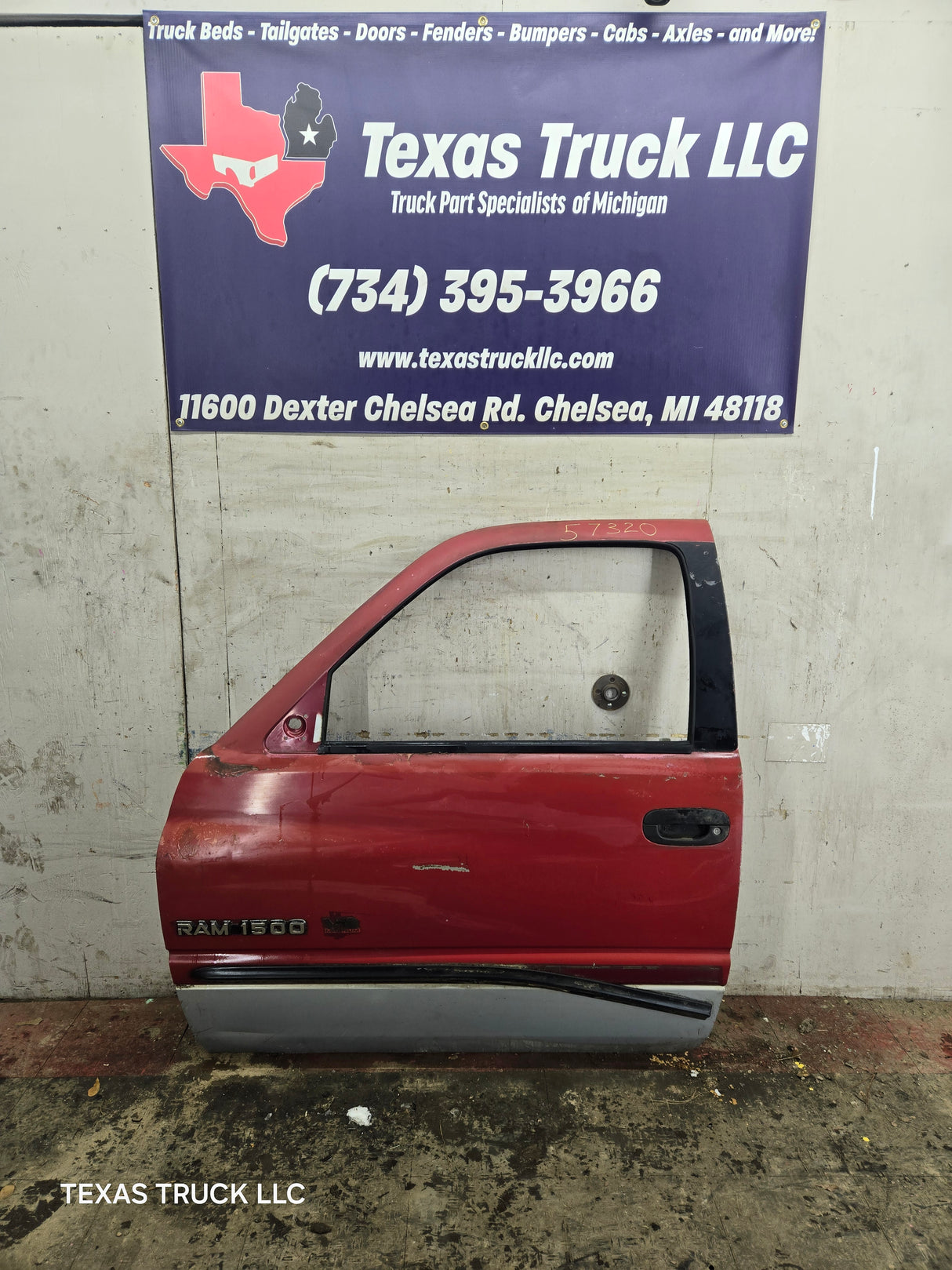 1994-2002 Dodge Ram 2nd Gen LH Driver Side Front Door Regular Cab / 2 Door Ext Cab 1500 2500 3500 ROUND CORNER