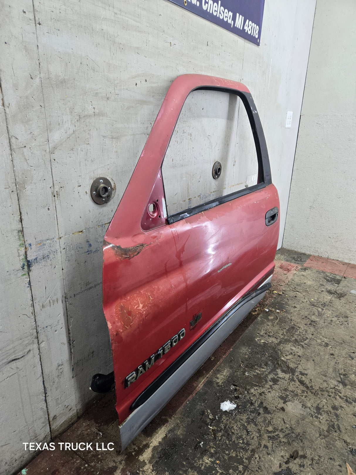 1994-2002 Dodge Ram 2nd Gen LH Driver Side Front Door Regular Cab / 2 Door Ext Cab 1500 2500 3500 ROUND CORNER