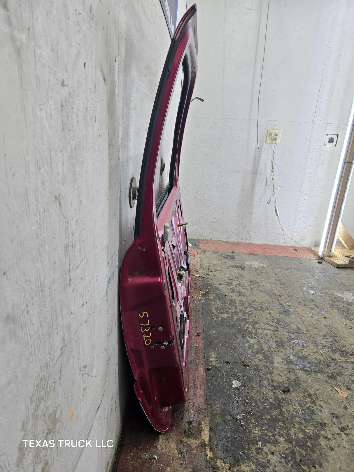 1994-2002 Dodge Ram 2nd Gen LH Driver Side Front Door Regular Cab / 2 Door Ext Cab 1500 2500 3500 ROUND CORNER
