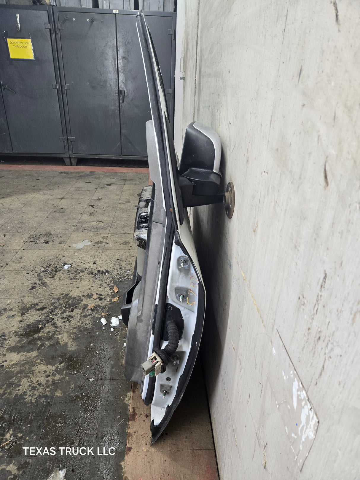 2009-2018 Dodge Ram 4th Gen Driver Side Front Quad/Crew Cab Door 1500 2500 3500 4500 5500
