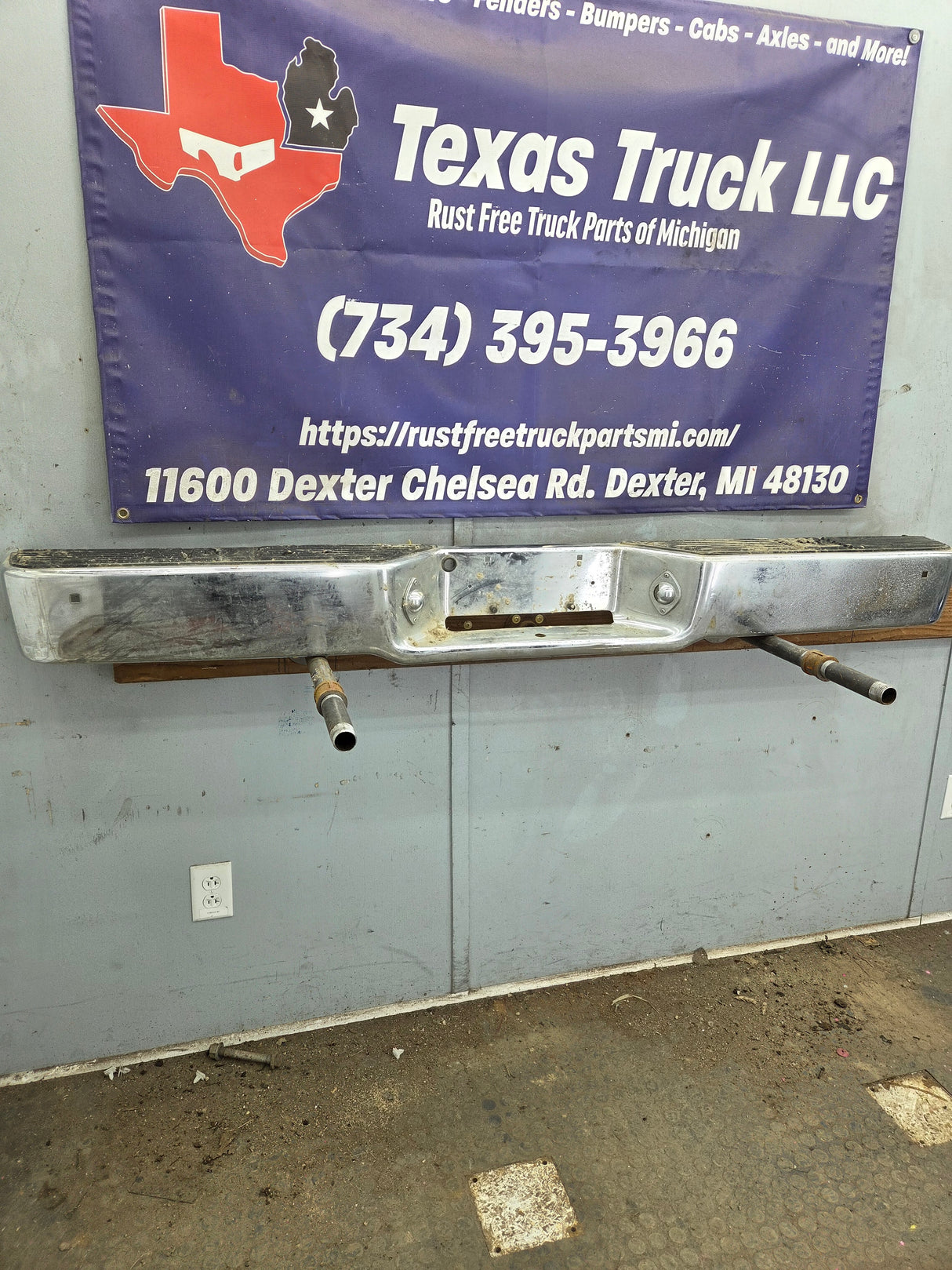 1987-1996 Dodge Dakota Chrome Step Rear Bumper