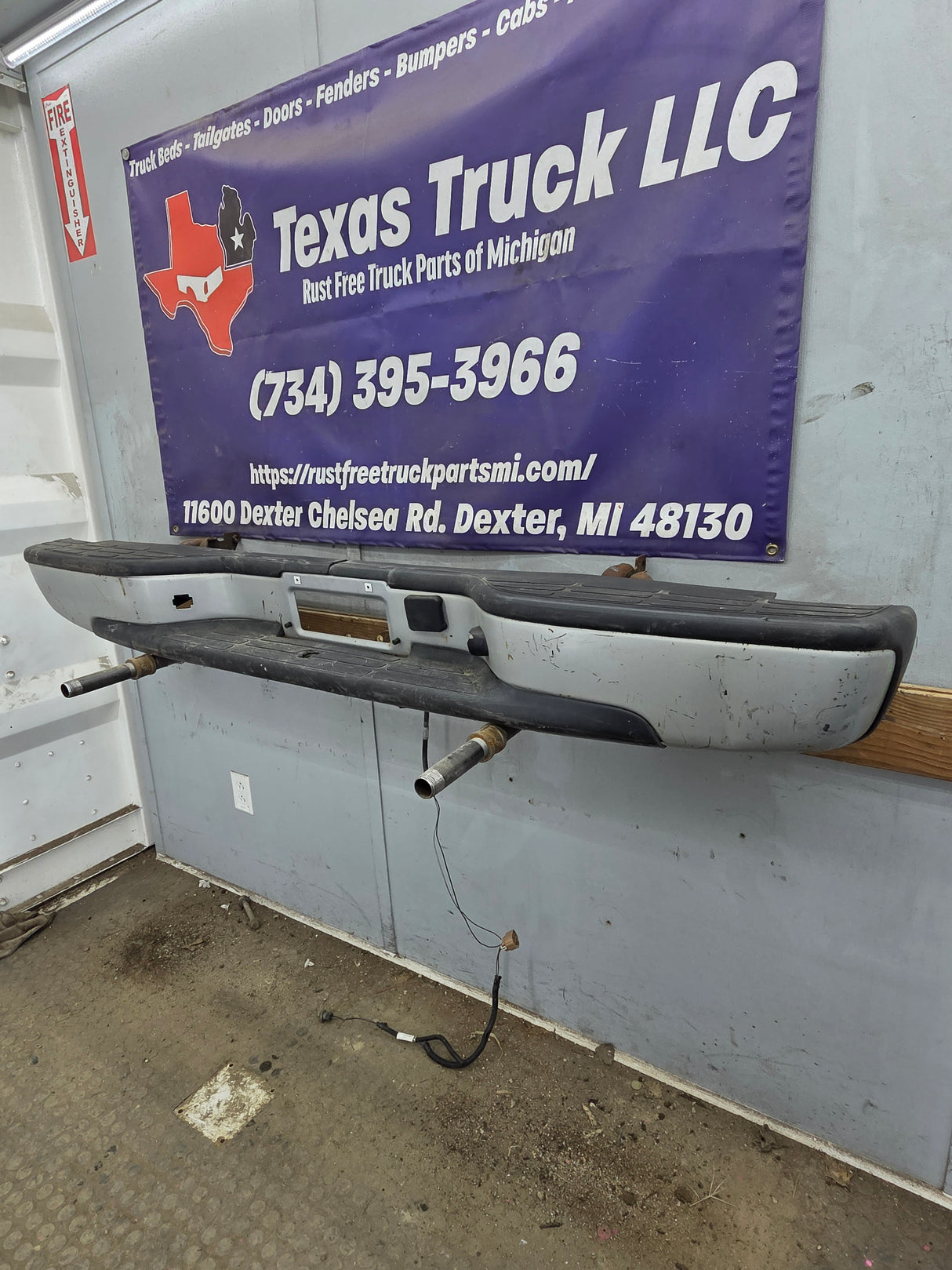 1999-2007 Chevrolet Silverado / GMC Sierra 1500 Rear Bumper