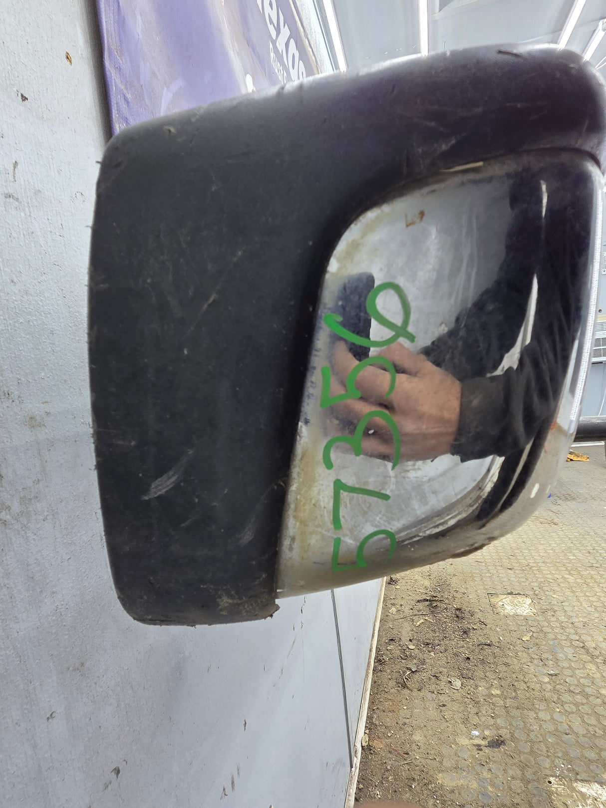 1999-2007 Chevrolet Silverado / GMC Sierra 1500 Rear Bumper