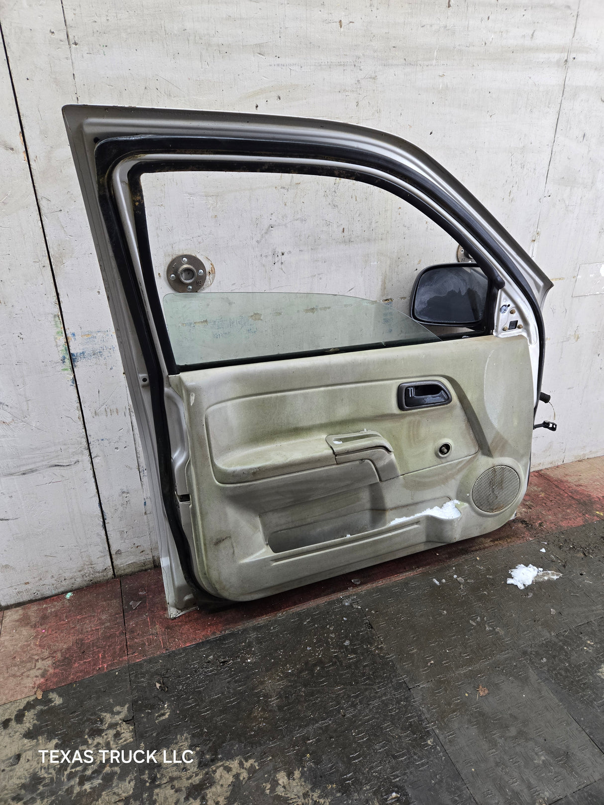 2004-2012 Chevrolet Colorado / GMC Canyon Driver Side Crew Cab Door LH