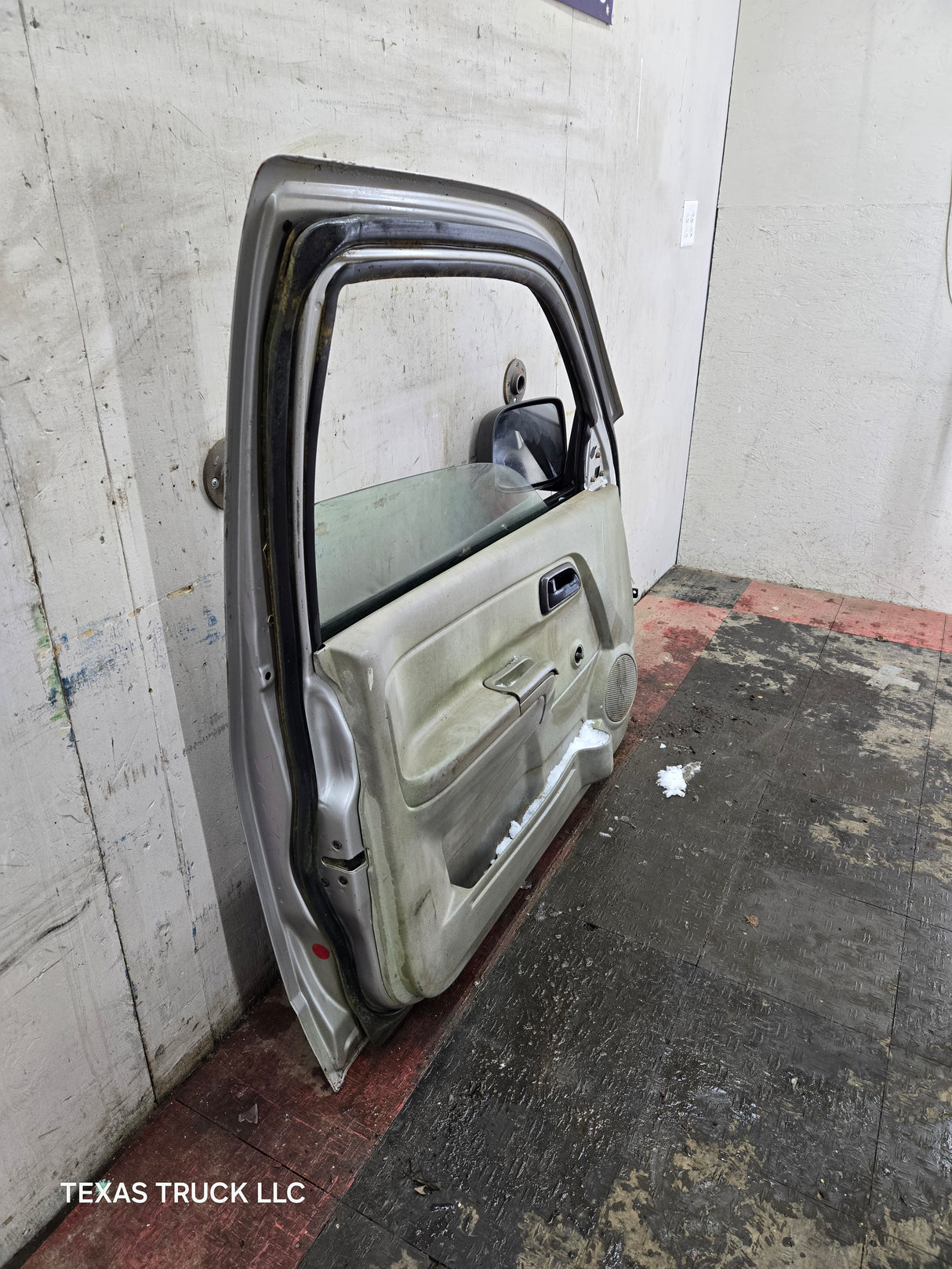 2004-2012 Chevrolet Colorado / GMC Canyon Driver Side Crew Cab Door LH