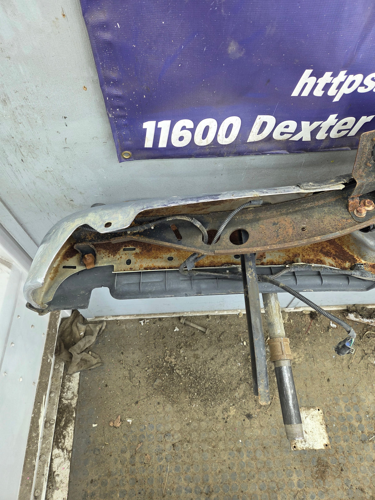 1999-2007 Ford Super Duty F250 F350 F450 F550 Rear Bumper With Parking Sensors