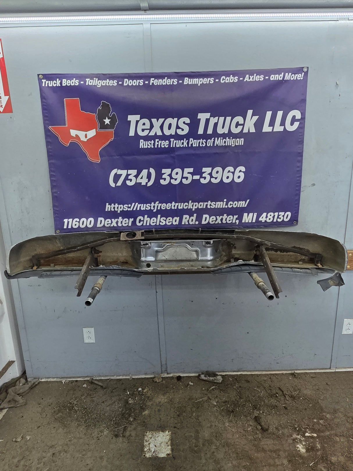 1999-2007 Ford Super Duty F250 F350 F450 F550 Rear Bumper
