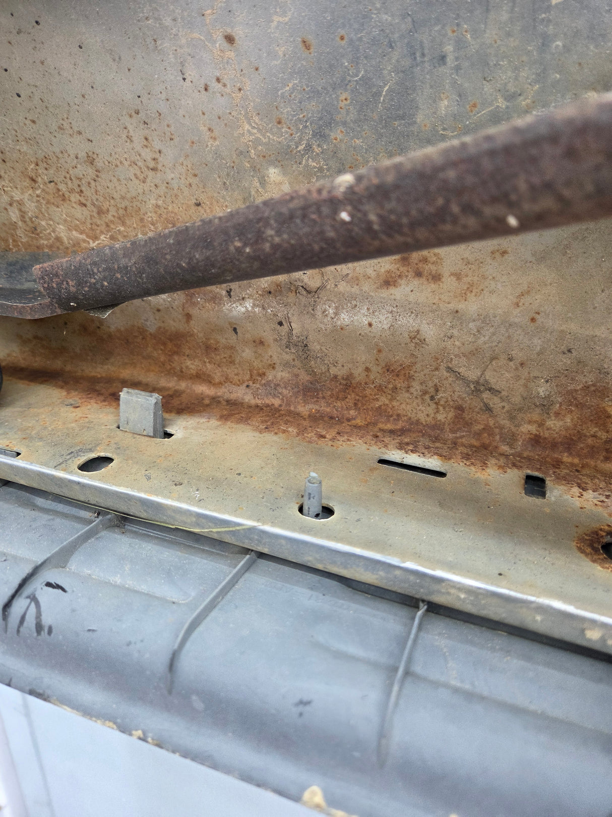1999-2007 Ford Super Duty F250 F350 F450 F550 Rear Bumper