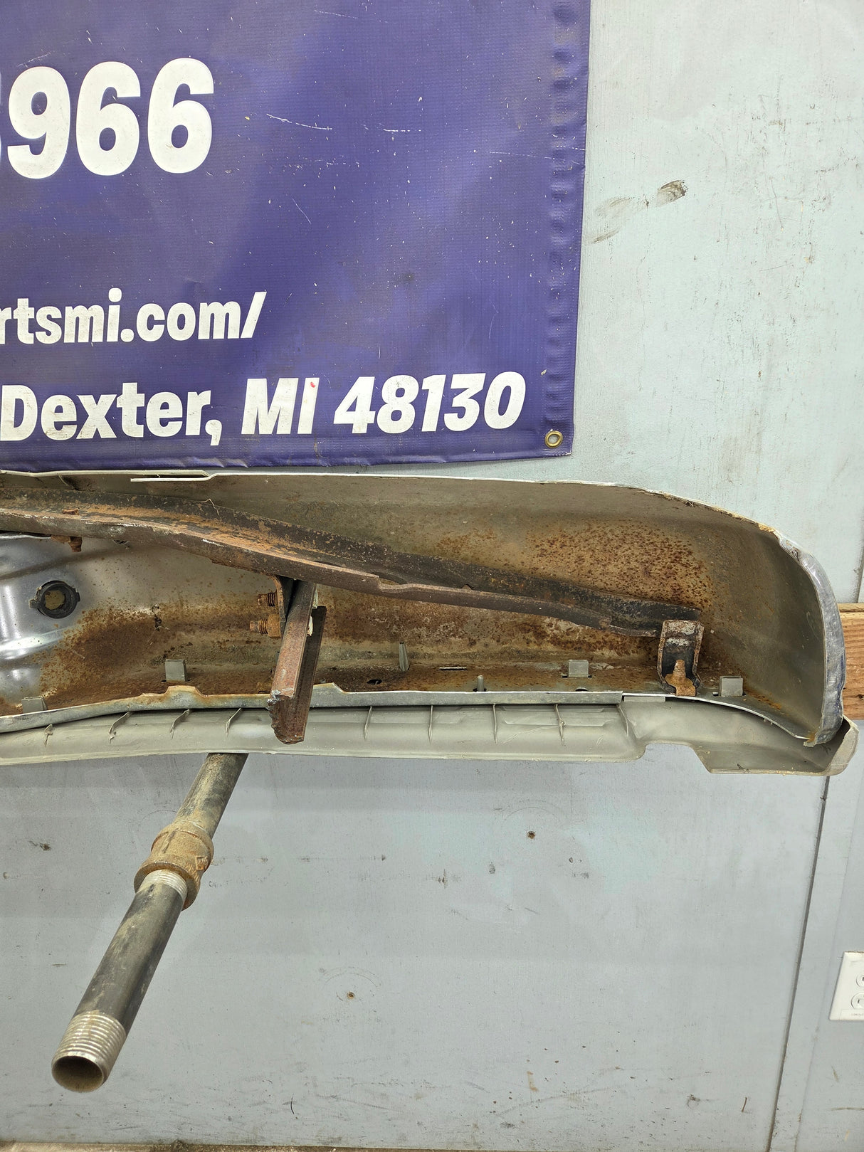 1999-2007 Ford Super Duty F250 F350 F450 F550 Rear Bumper