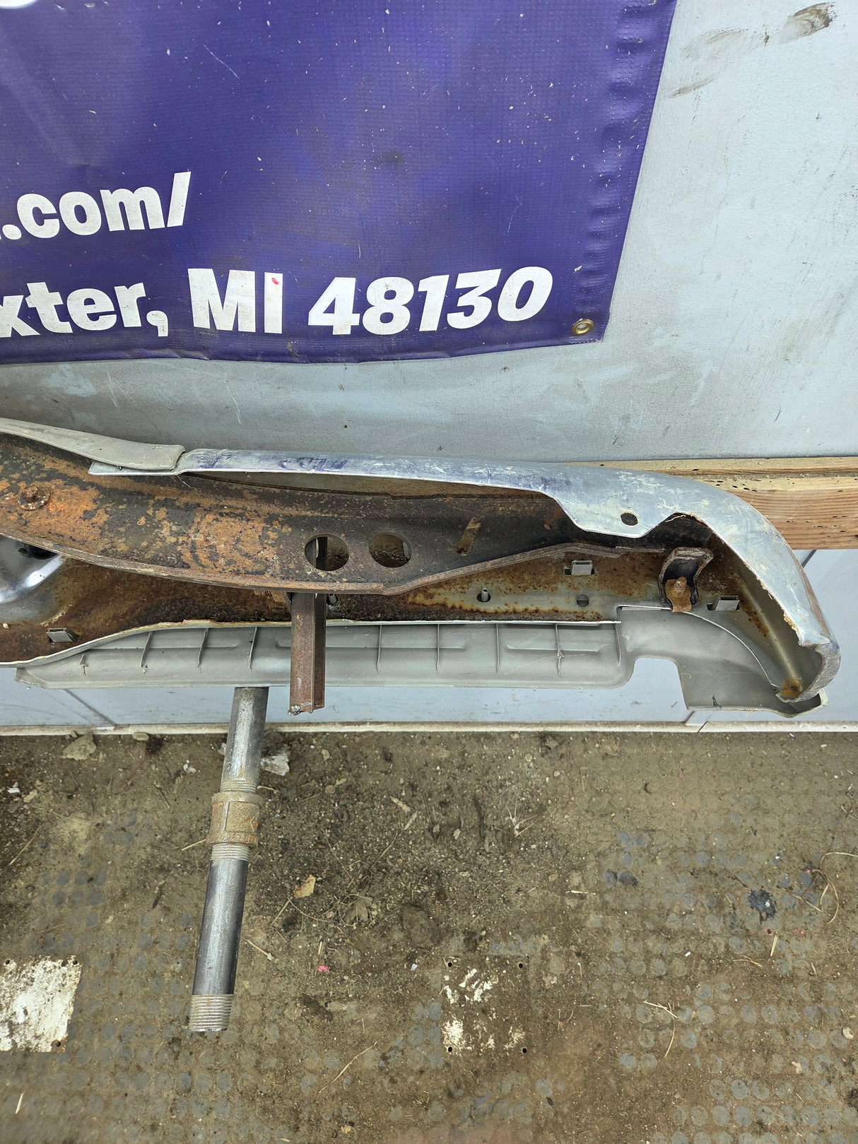 1999-2007 Ford Super Duty F250 F350 F450 F550 Rear Bumper