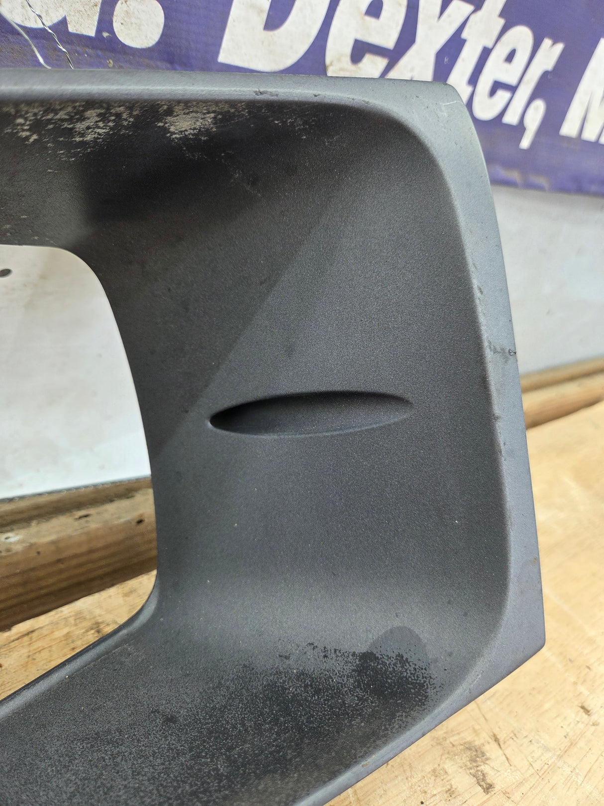 1999-2004 Ford Super Duty F250 F350 F450 F550 RH Right Passenger Headlight Bezel Surround Trim Ring