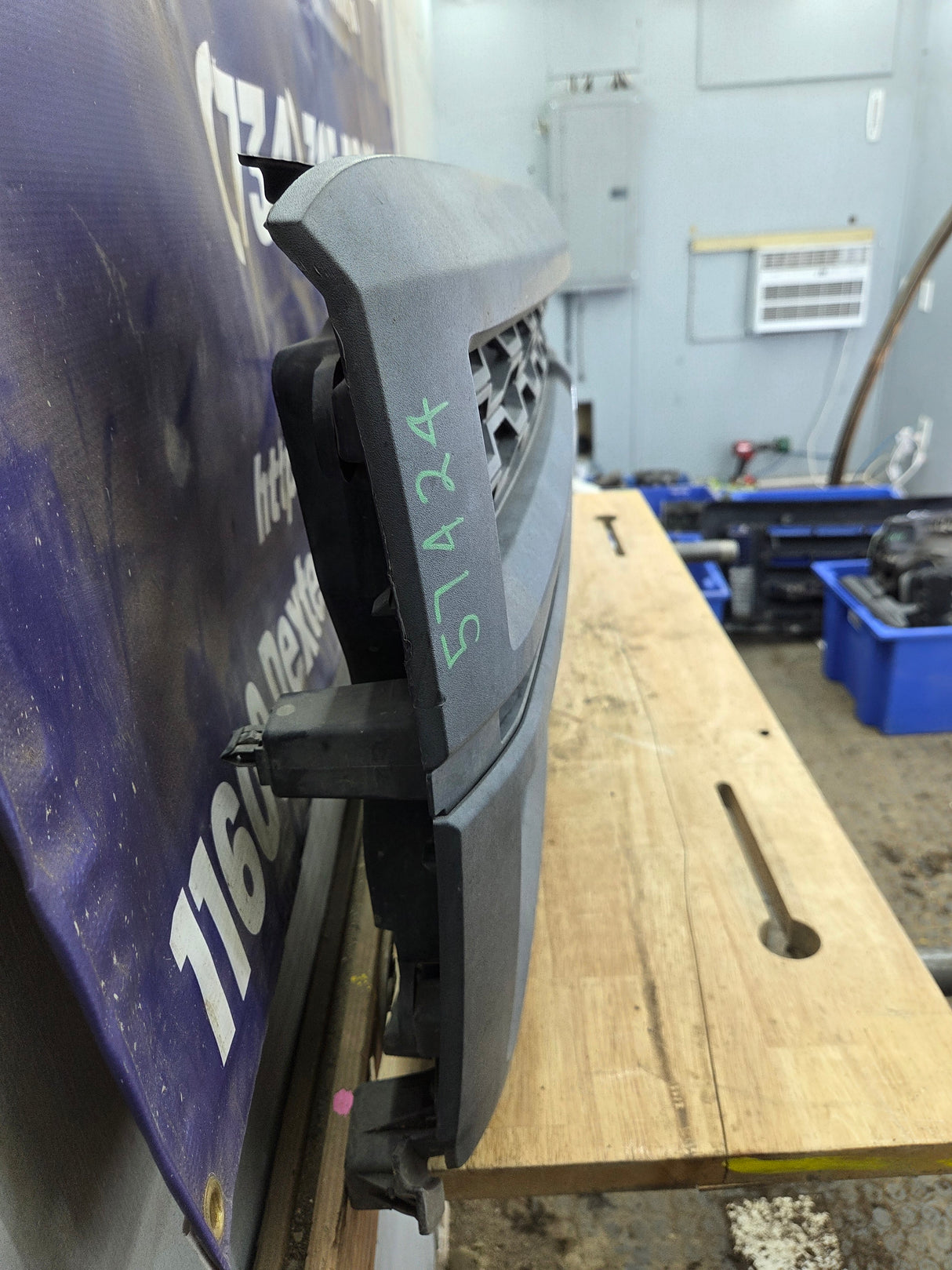 2014-2018 Chevrolet Silverado 1500 Grill - Black