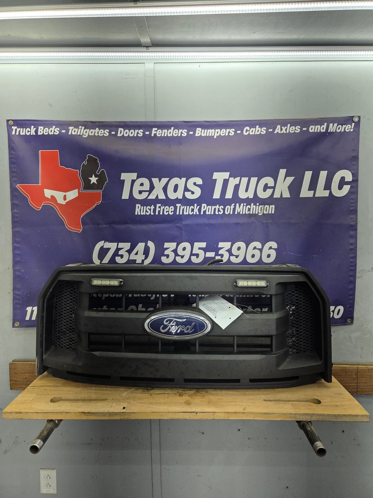 2015-2017 Ford F150 Grill W/Active Air Shutter - Matte Black FL3Z8200AA
