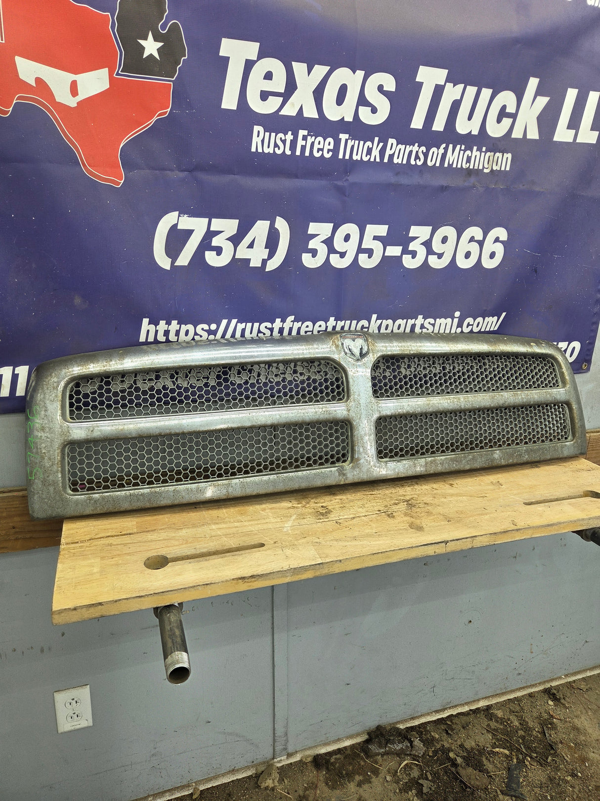 1994-2002 Dodge Ram 2nd Gen 1500 2500 3500 Chrome Grill OEM