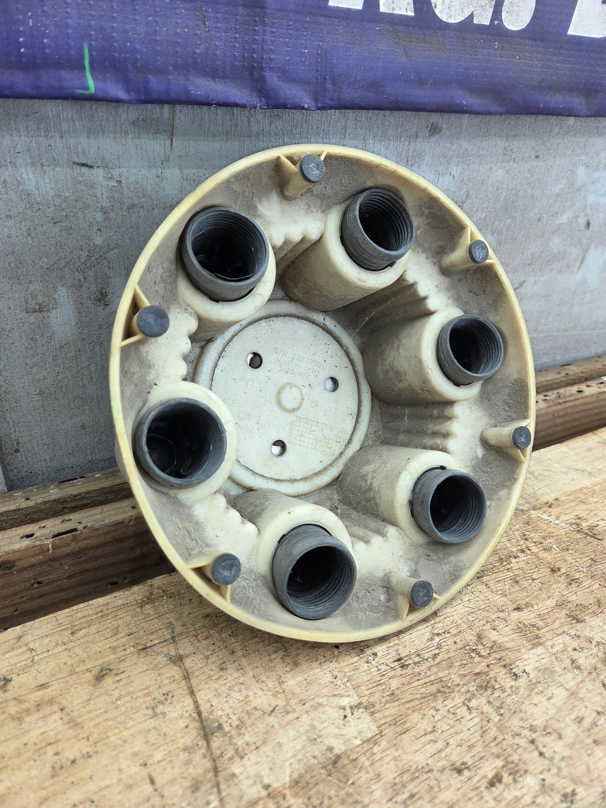 1999-2014 OEM Chevrolet Silverado Wheel Center Hub Cap Lug Cover 9596661