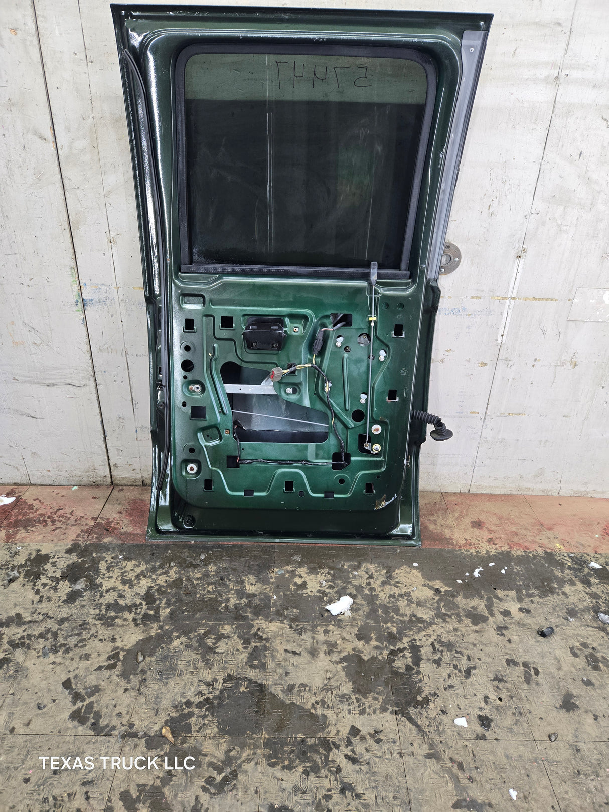 1999-2011 Ford Super Duty LH Driver Side Rear Crew Cab Door F250 F350 F450 F550