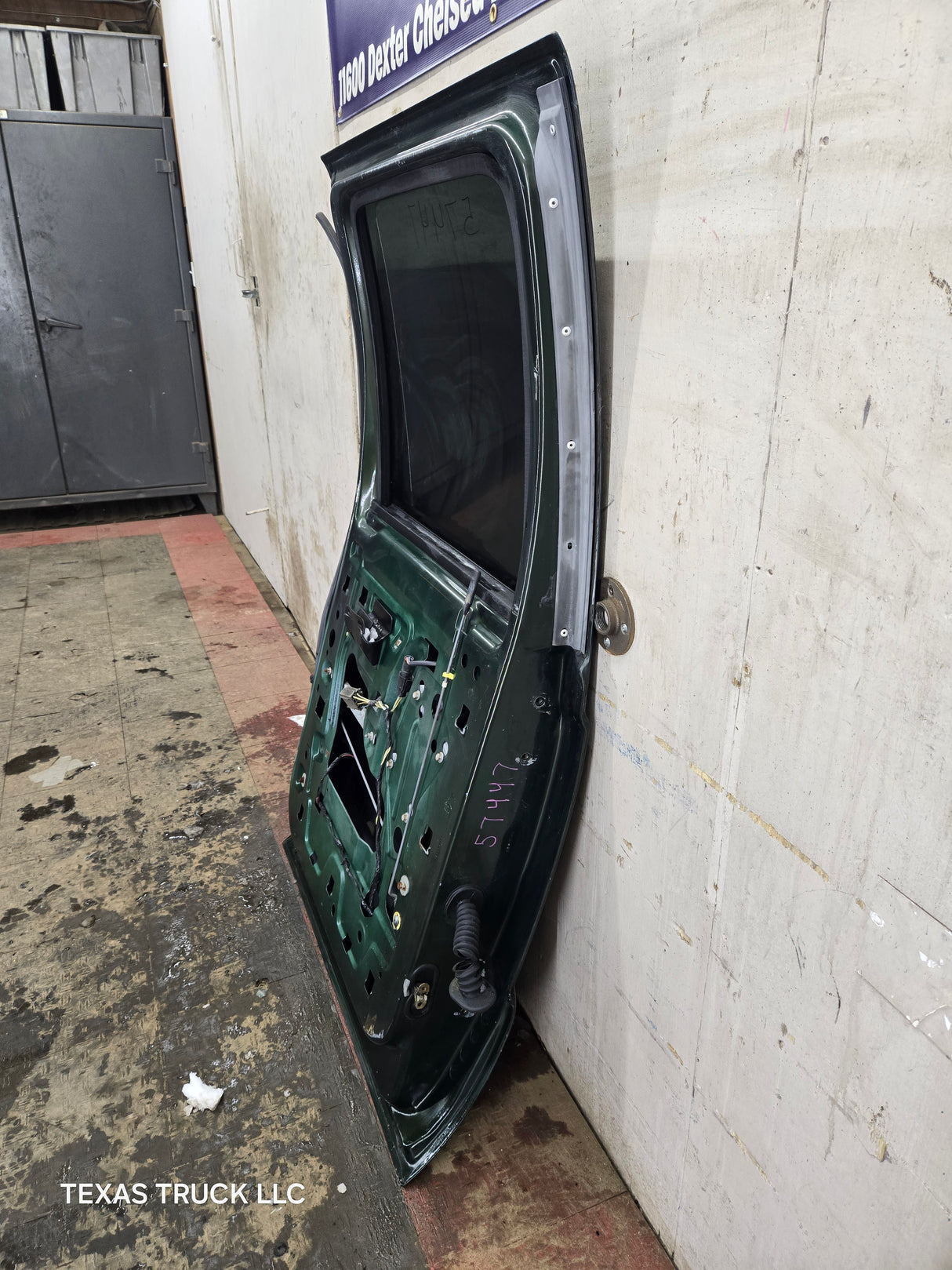 1999-2011 Ford Super Duty LH Driver Side Rear Crew Cab Door F250 F350 F450 F550