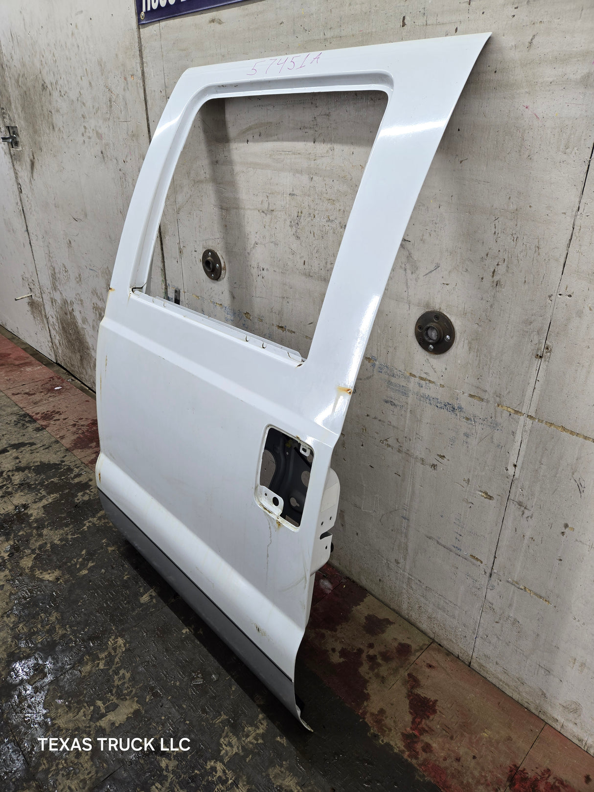 1999-2011 Ford Super Duty LH Driver Side Rear Crew Cab Door F250 F350 F450 F550