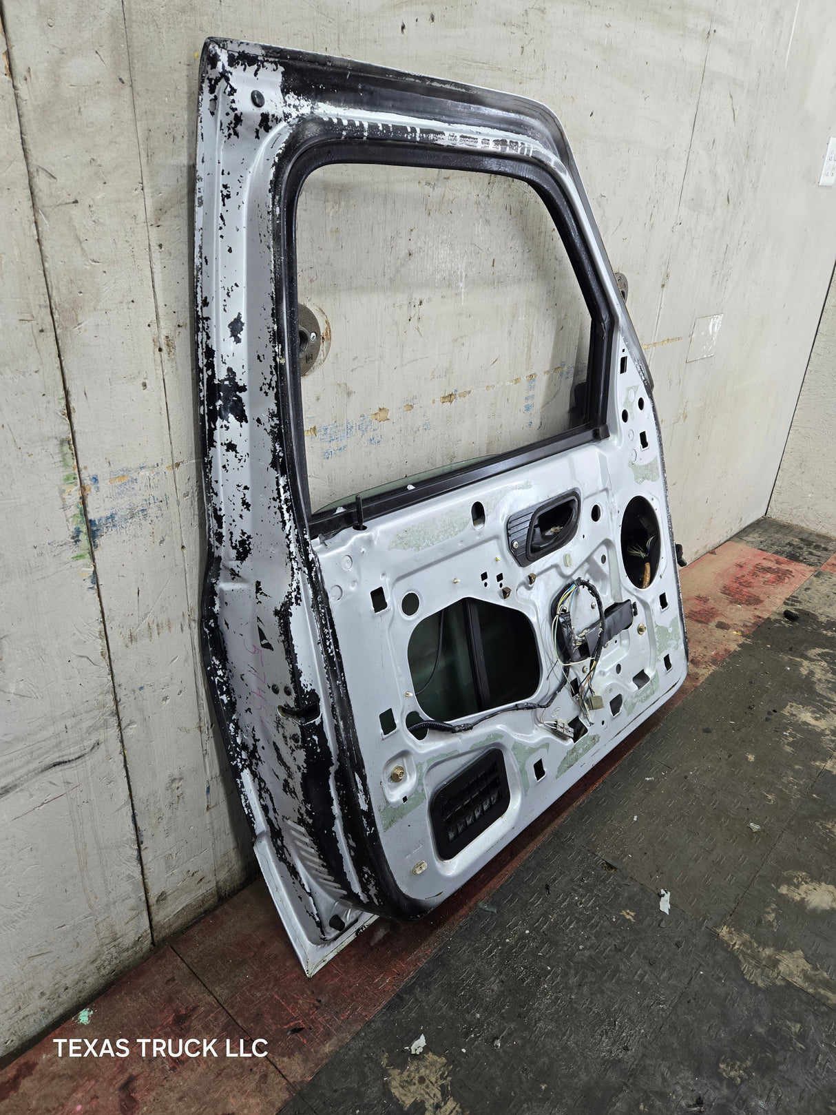 1993-2002 Ford Ranger Driver Side Front Left Hand Door