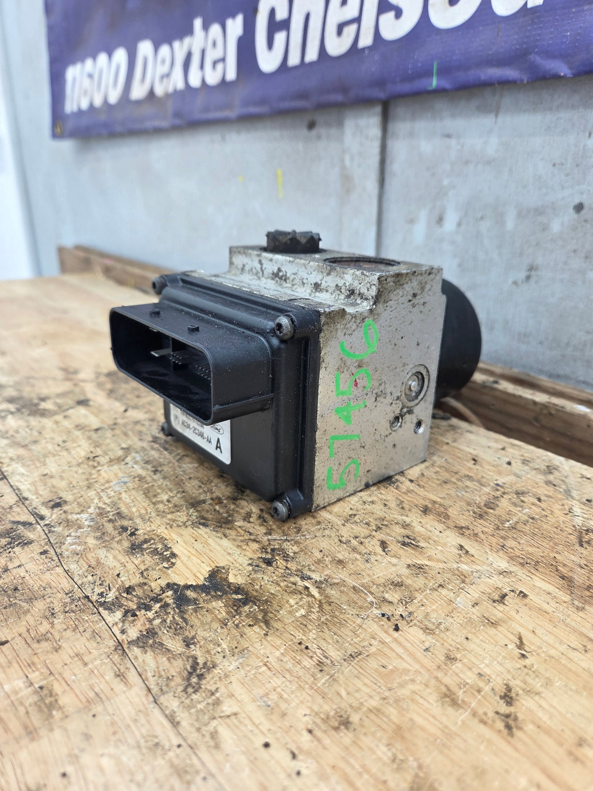 2008-2010 Ford Super Duty F250 F350 ABS Pump Module Control Assembly AC34-2C346-AA