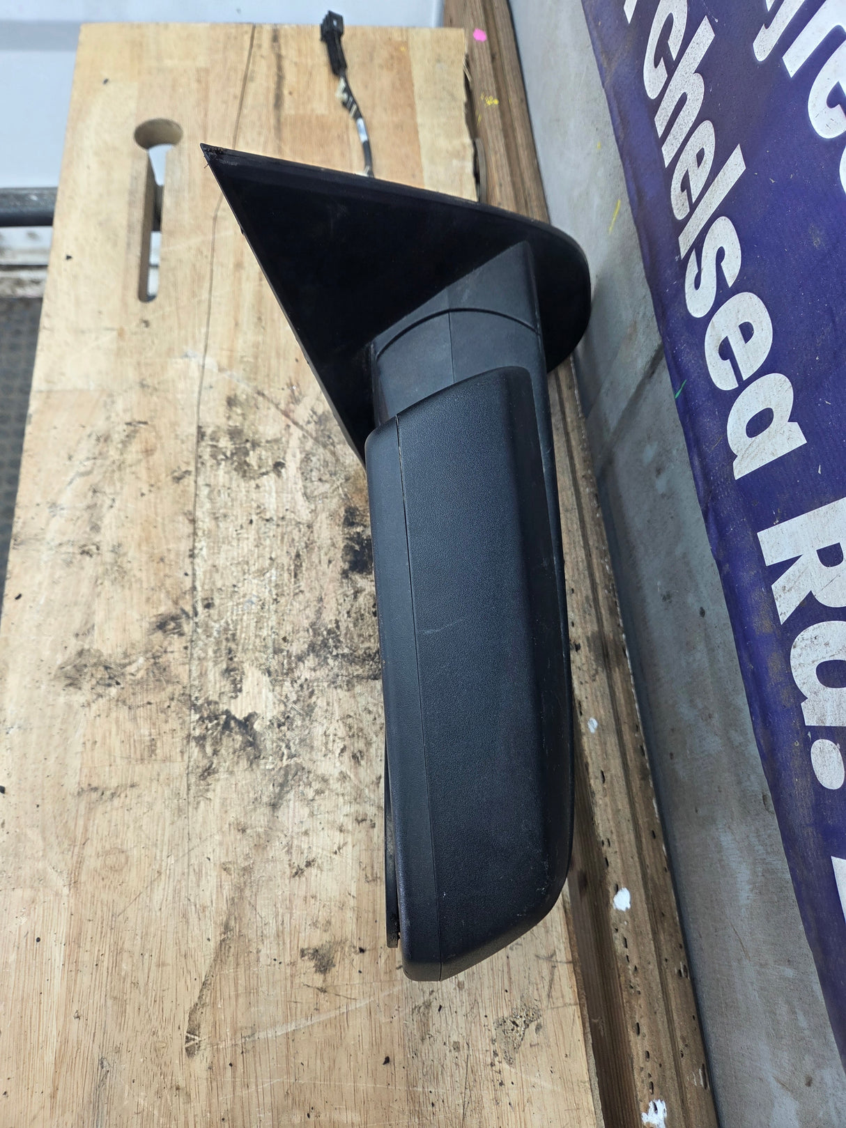 2014-2019 Chevrolet Silverado/GMC Sierra 1500 2500 3500 Right Side Passenger Side Mirror 23180069