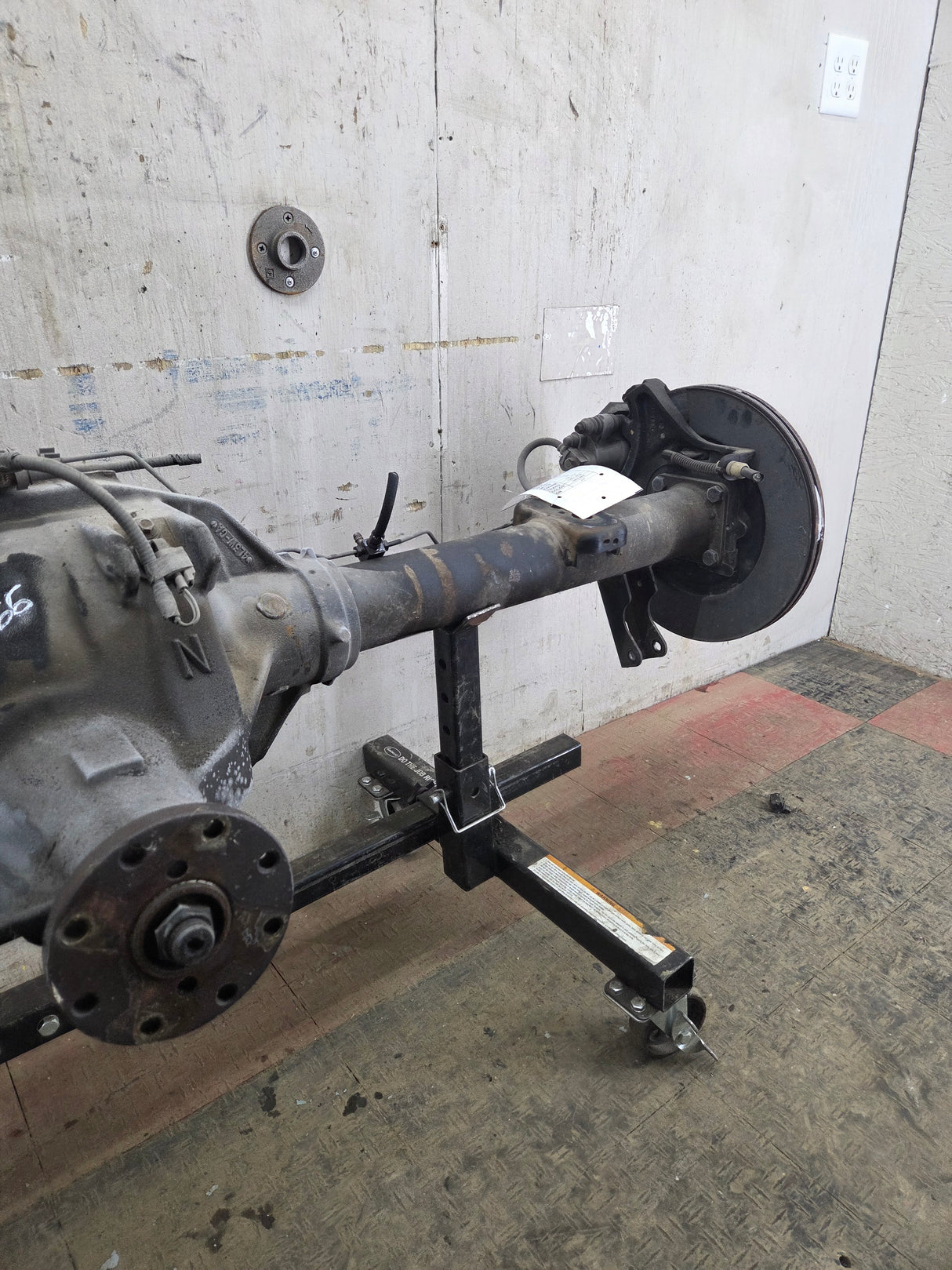 2004-2008 Ford F150 10.25" 7 lug Rear Axle 4.10 Gear Ratio
