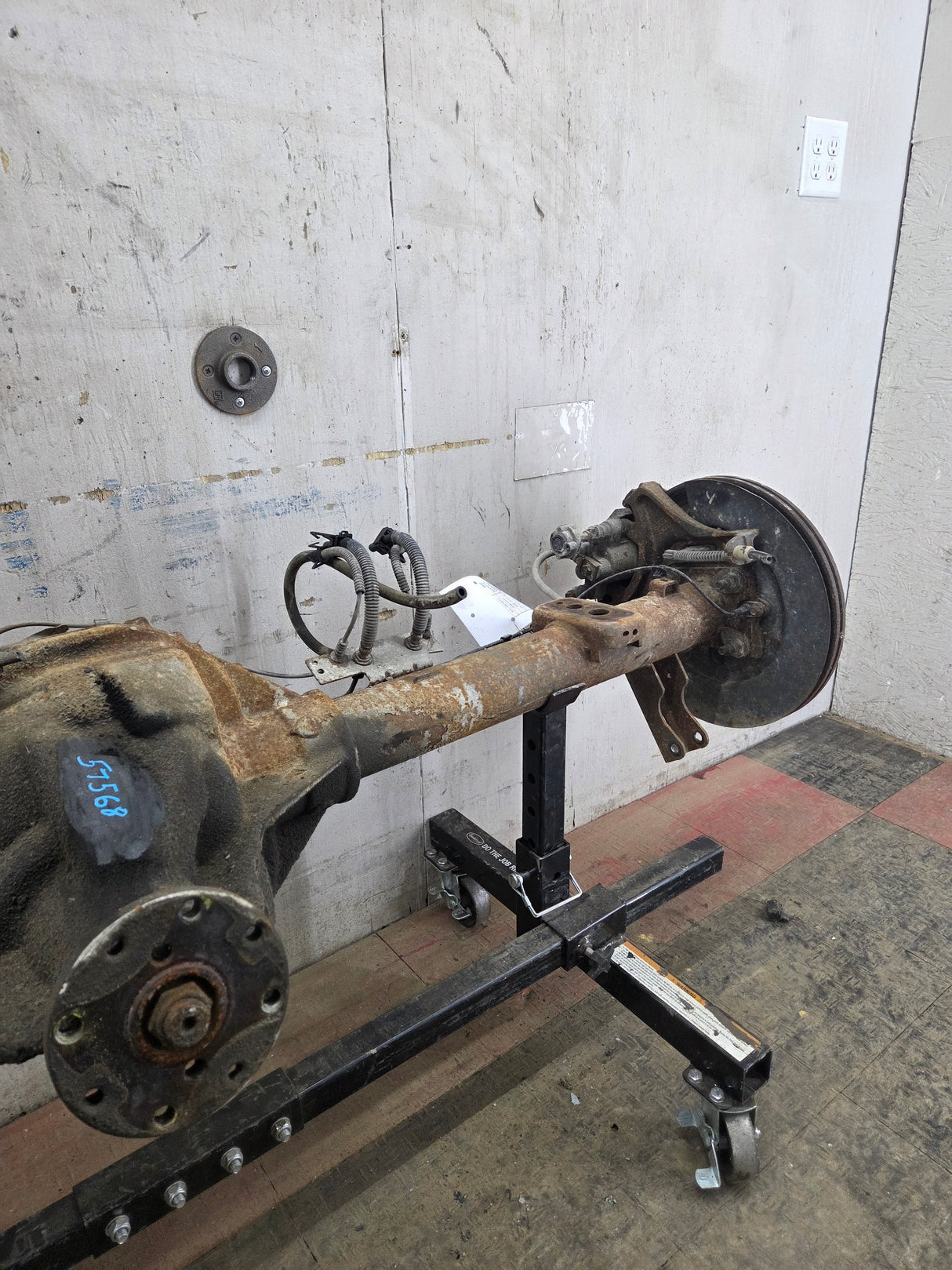 2009-2011 Ford F150 9.75" Rear Axle 3.73 Gear Ratio Limited Slip