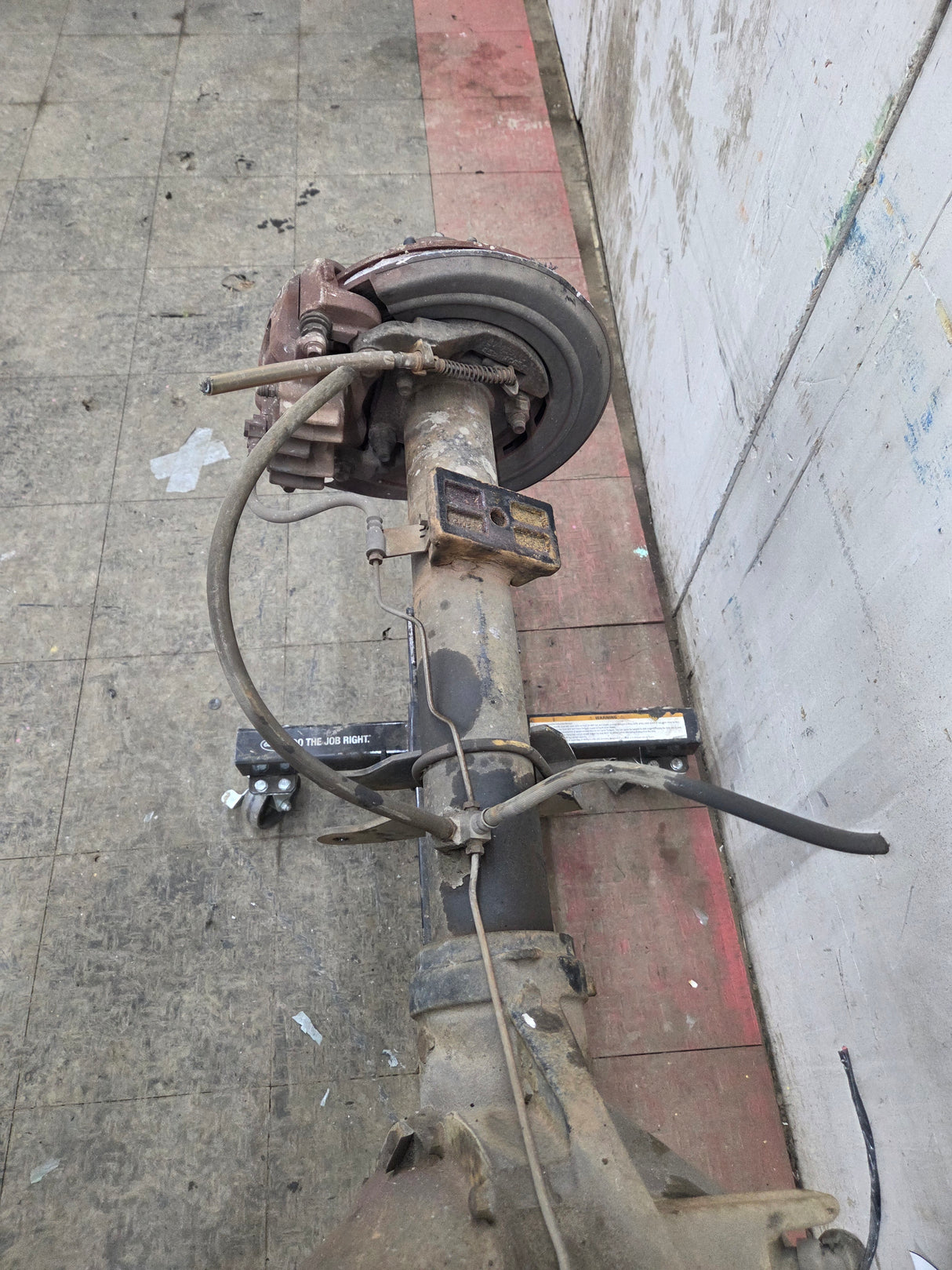 1999-2001 Ford Super Duty F250 F350 SRW Rear Axle 3.73 Ratio