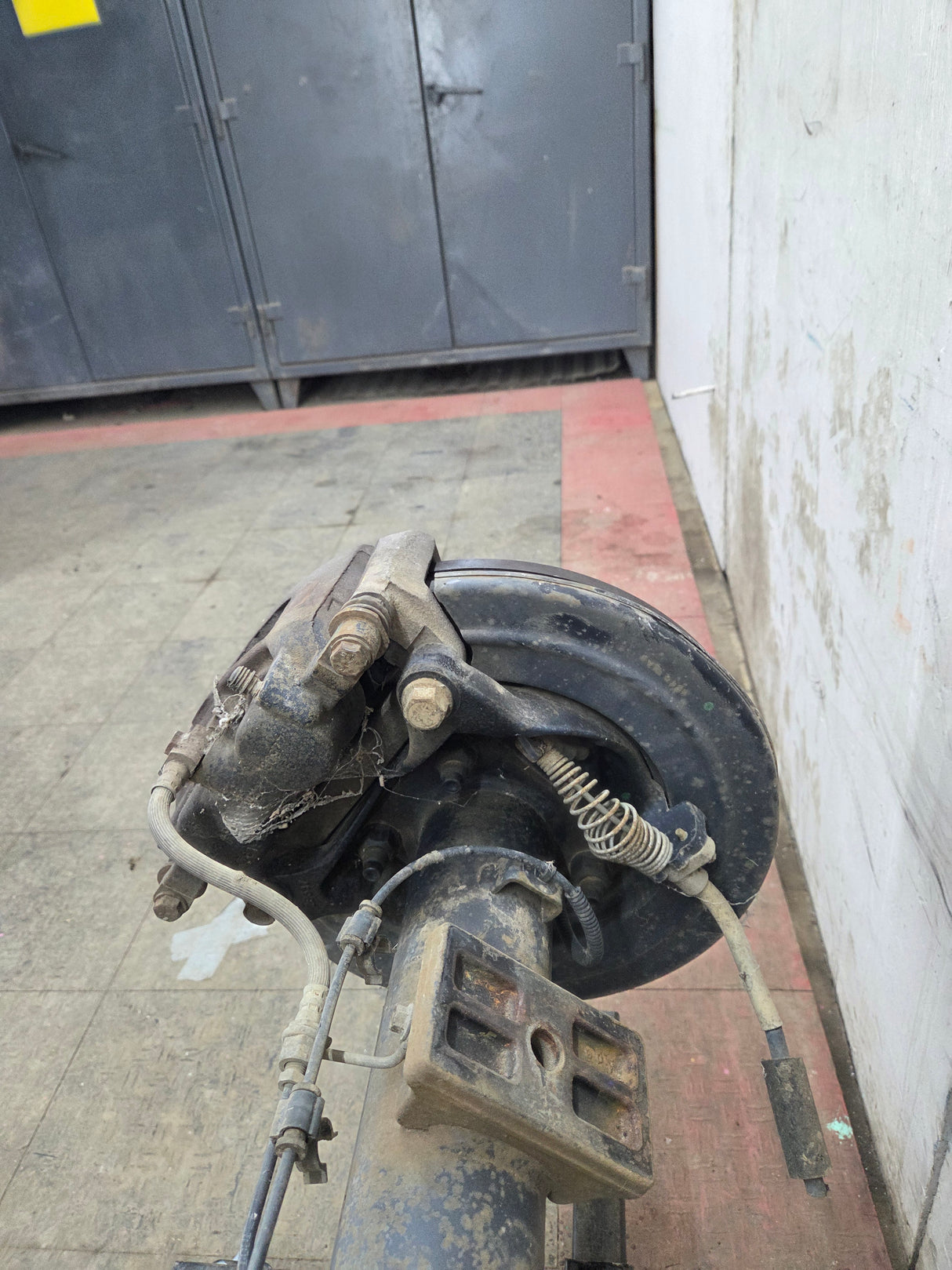 2013-2016 Ford Super Duty F250 F350 Rear Axle 3.73 Gear Ratio Electronic Locker