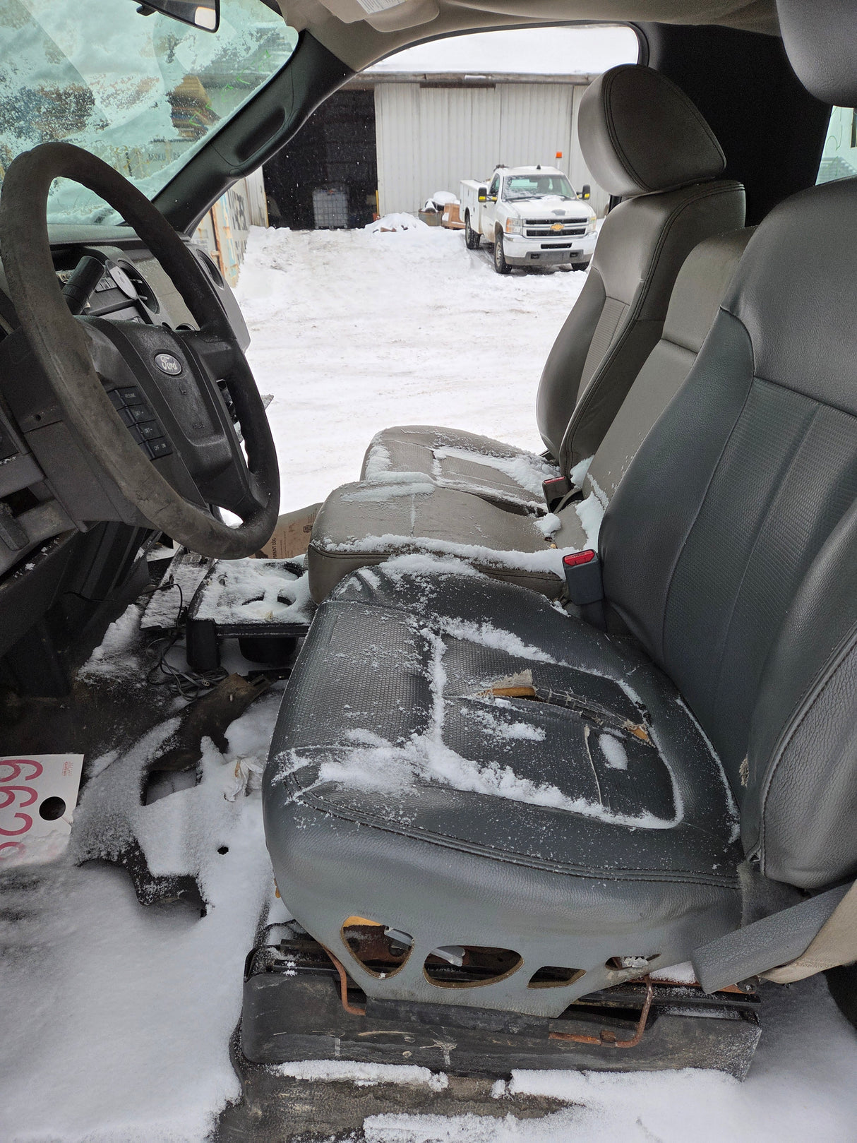 2009-2014 Ford F150 Regular Cab 2 Door Truck Cab