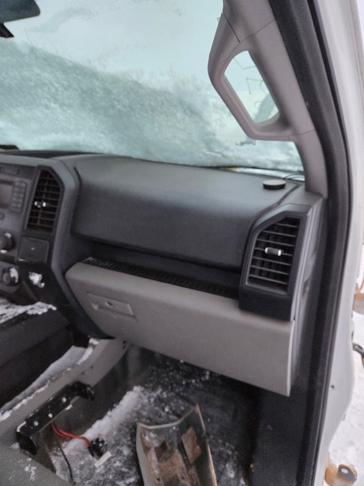 2015-2020 Ford F150 4 Door Extended Super Cab - Oxford White