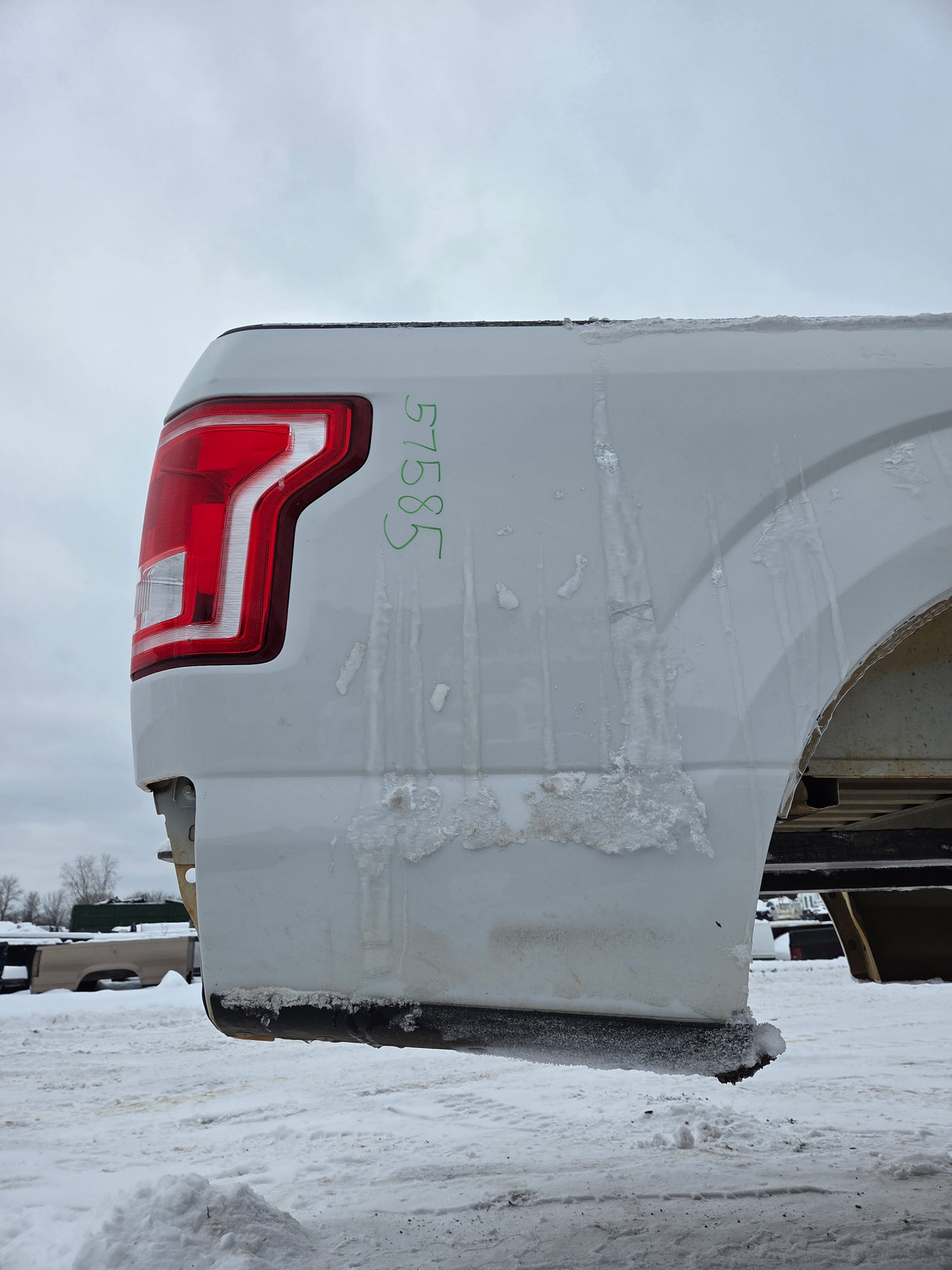 2015-2020 Ford F150 6' 6" Short Bed Without Wheel Lip Molding