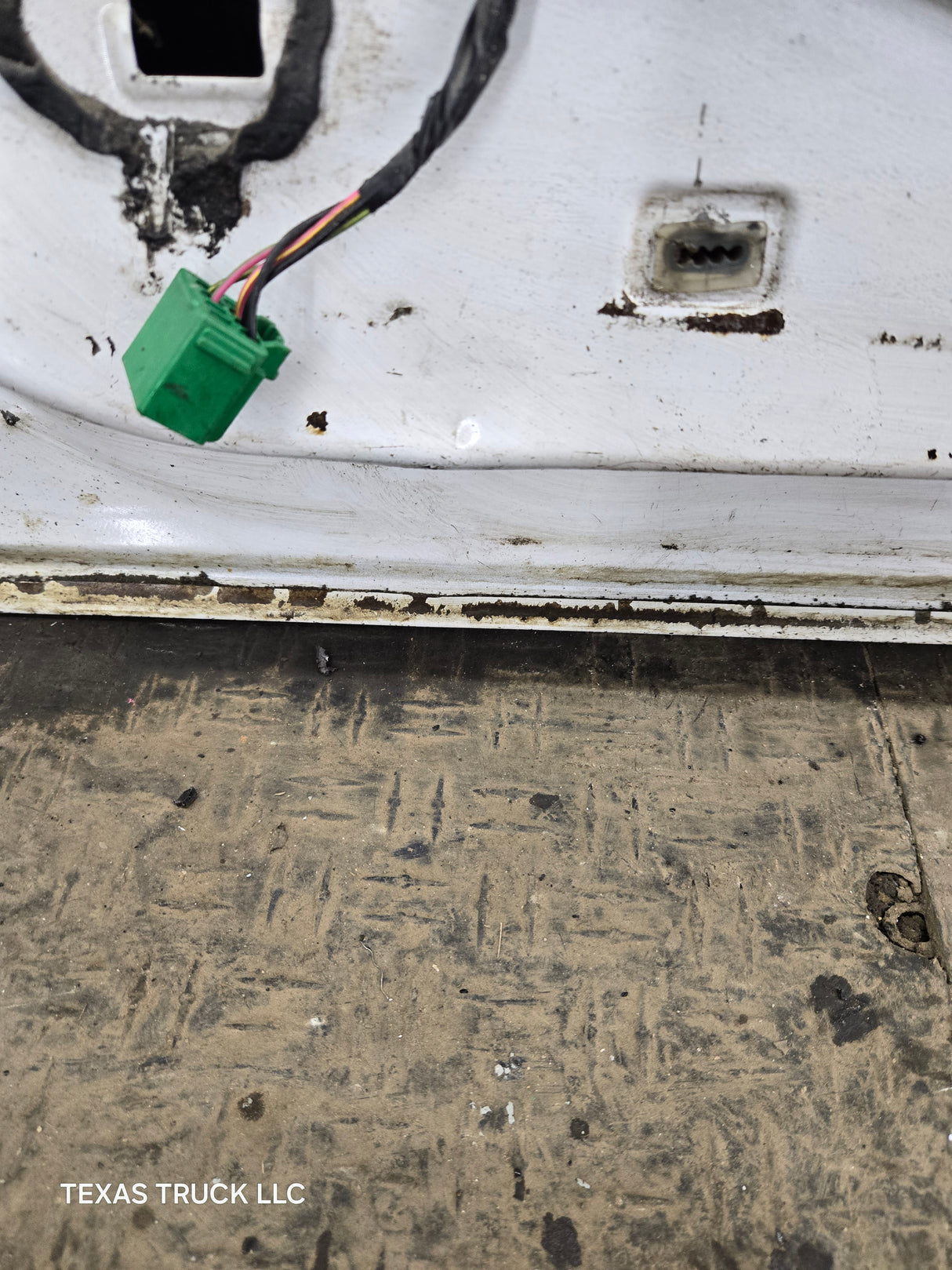 2004-2008 Ford F150 RH Passenger Front CREW Cab Door