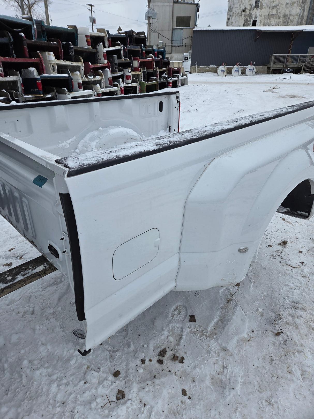 2017-2022 Ford Super Duty F350 F450 F550 8' Dually Bed - Oxford White