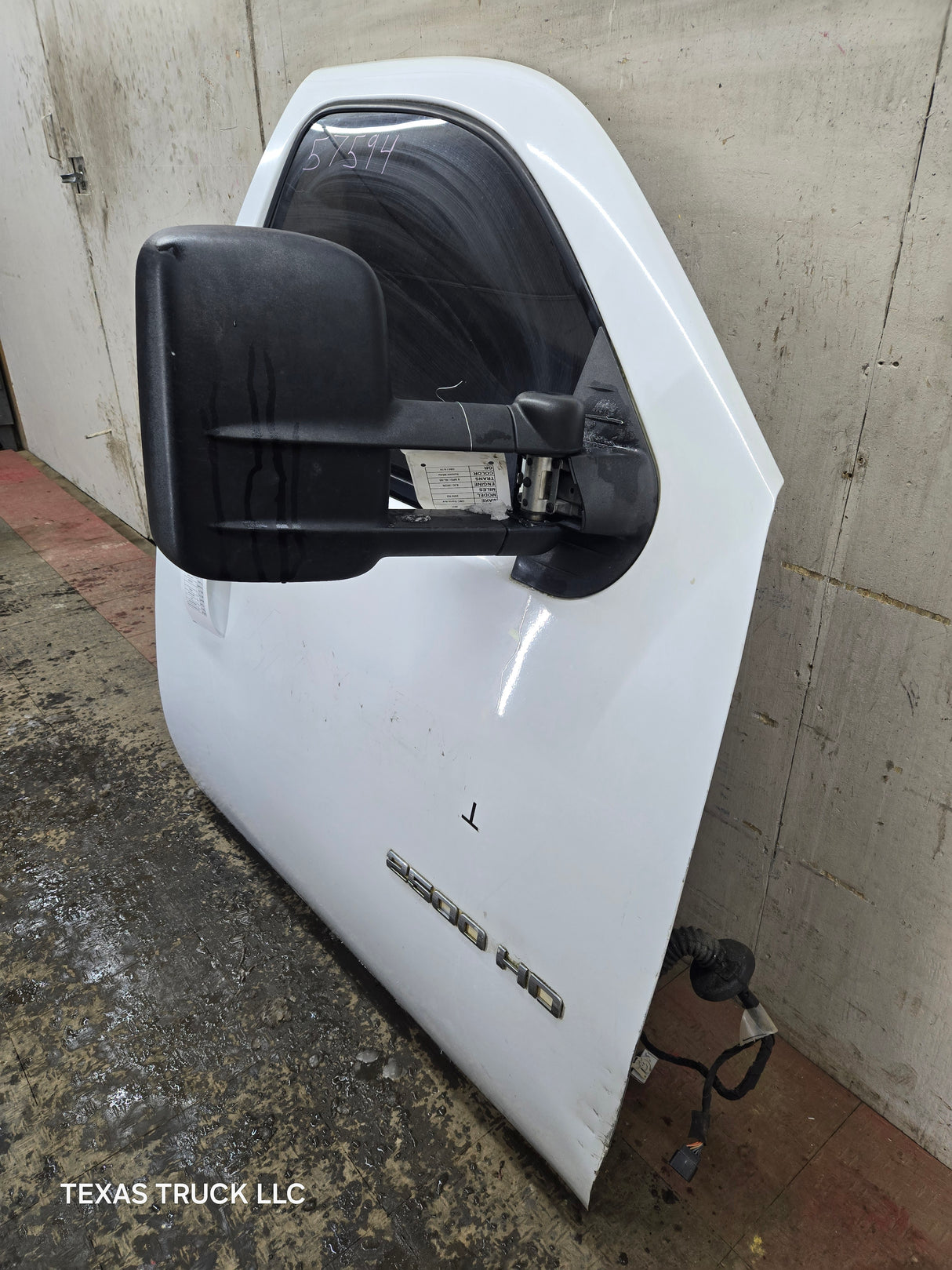 2007-2013 Chevrolet Silverado / GMC Sierra 1500 2500 3500 HD RH Front Passenger Side Door