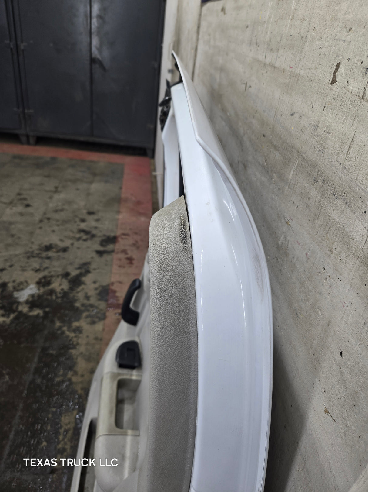 2007-2013 Chevrolet Silverado / GMC Sierra 1500 2500 3500 HD Passenger side Extended Cab RH Rear Door