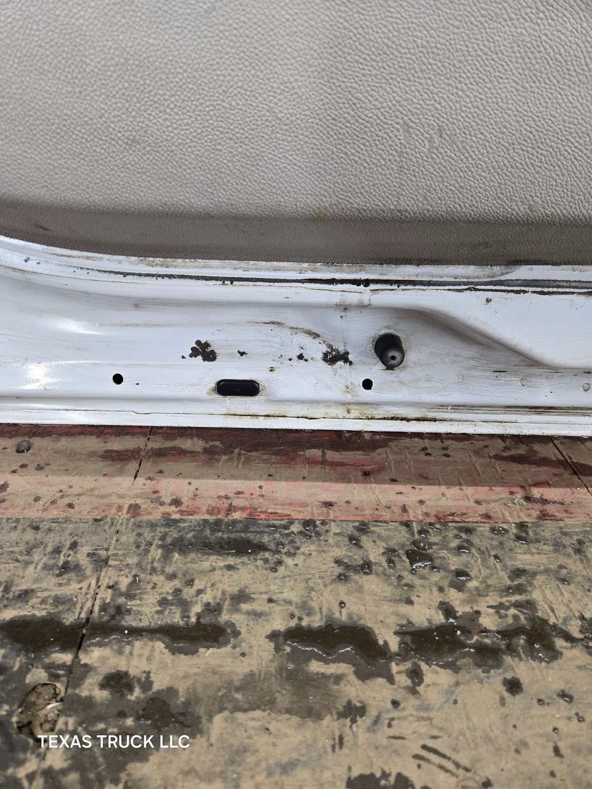 2007-2013 Chevrolet Silverado / GMC Sierra 1500 2500 3500 HD Driver Side Extended Cab LH Rear Door