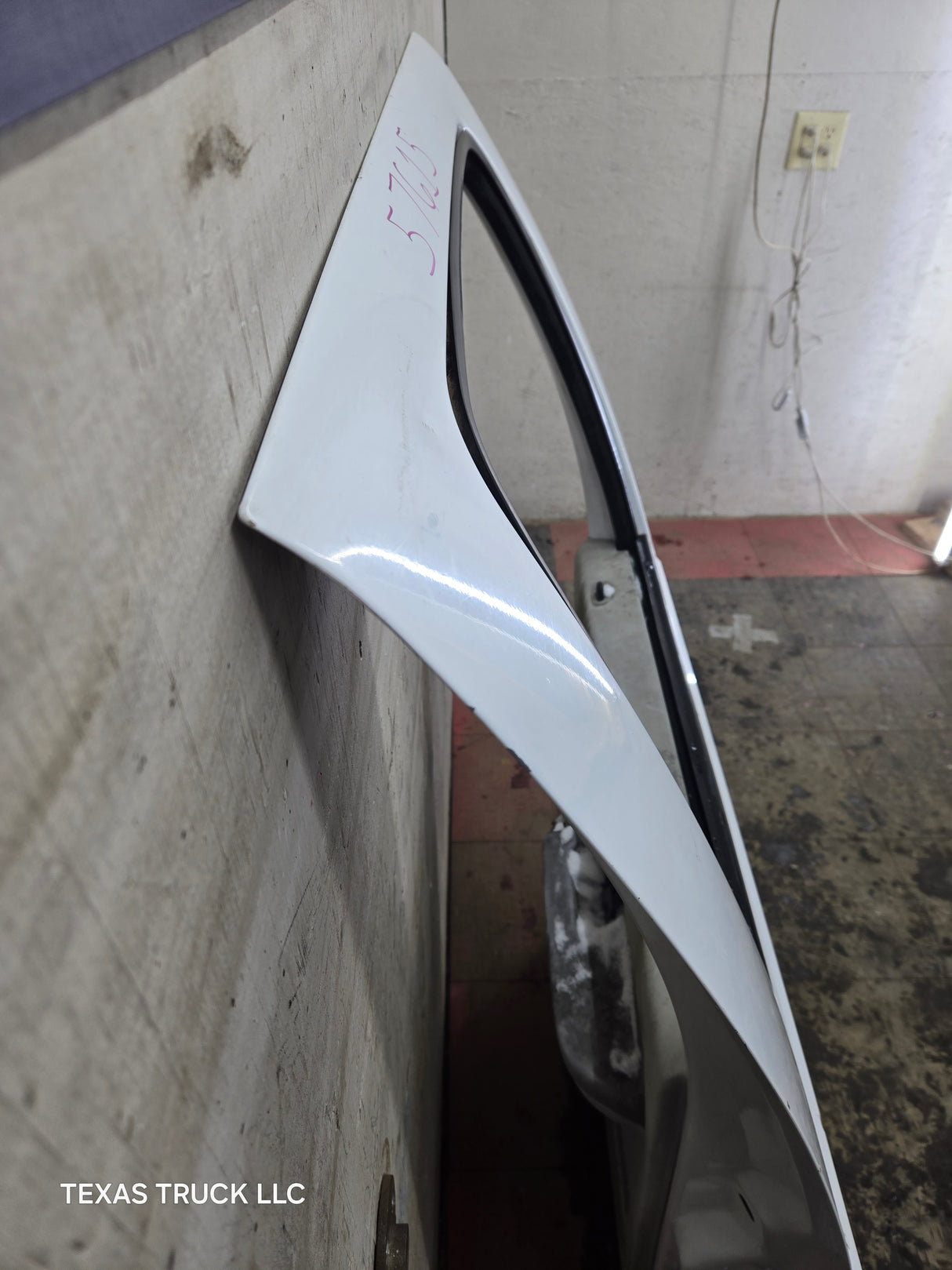 1999-2011 Ford Super Duty RH Passenger Side Rear Crew Cab Door F250 F350 F450 F550