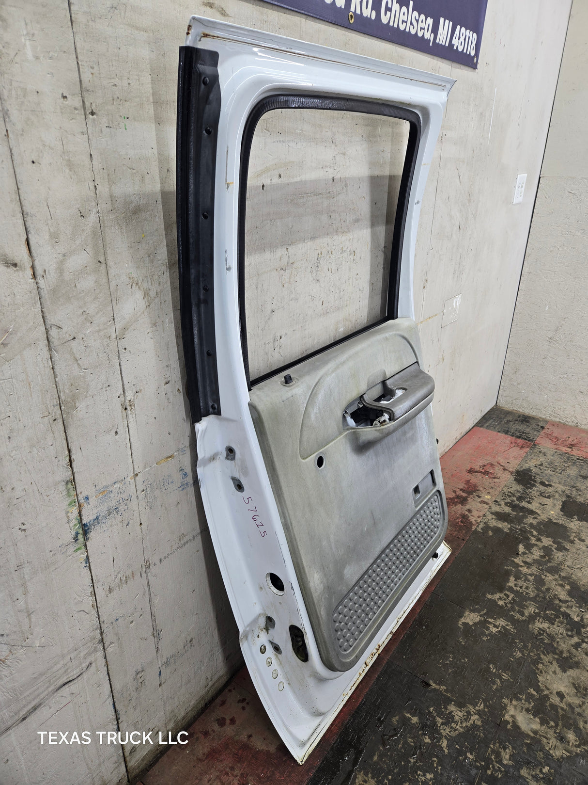 1999-2011 Ford Super Duty RH Passenger Side Rear Crew Cab Door F250 F350 F450 F550