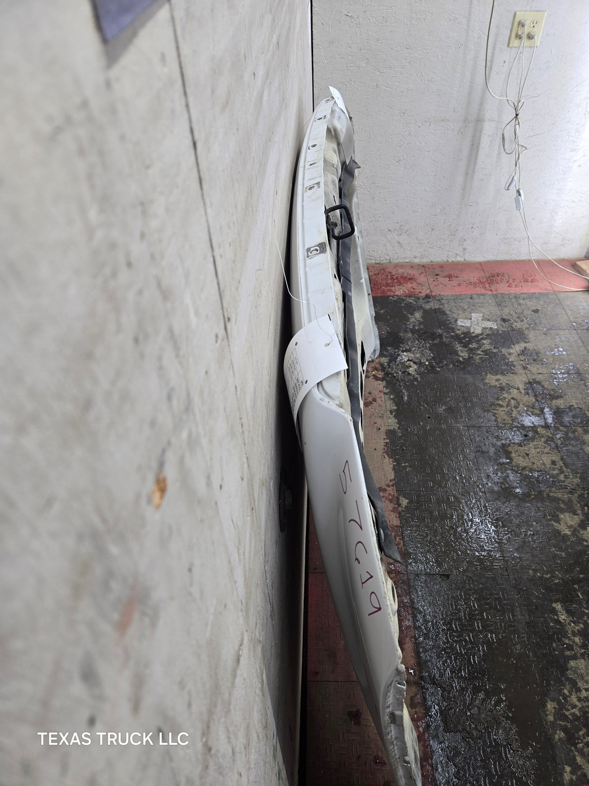 2004-2008 Ford F150 Hood