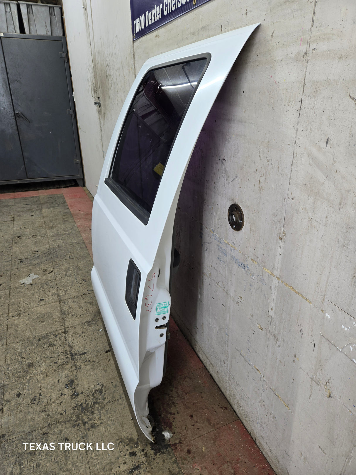 1999-2011 Ford Super Duty LH Driver Side Rear Crew Cab Door F250 F350 F450 F550