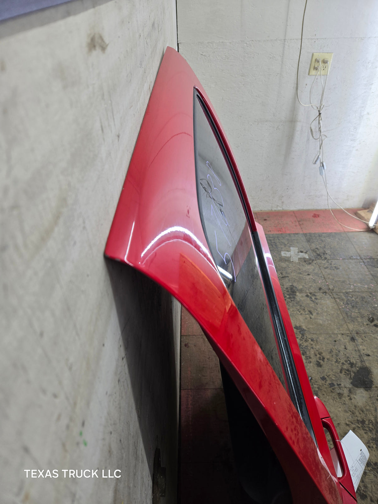 2007-2013 Chevrolet Silverado / GMC Sierra 1500 2500 3500 HD Crew Cab RH Passenger Rear Door
